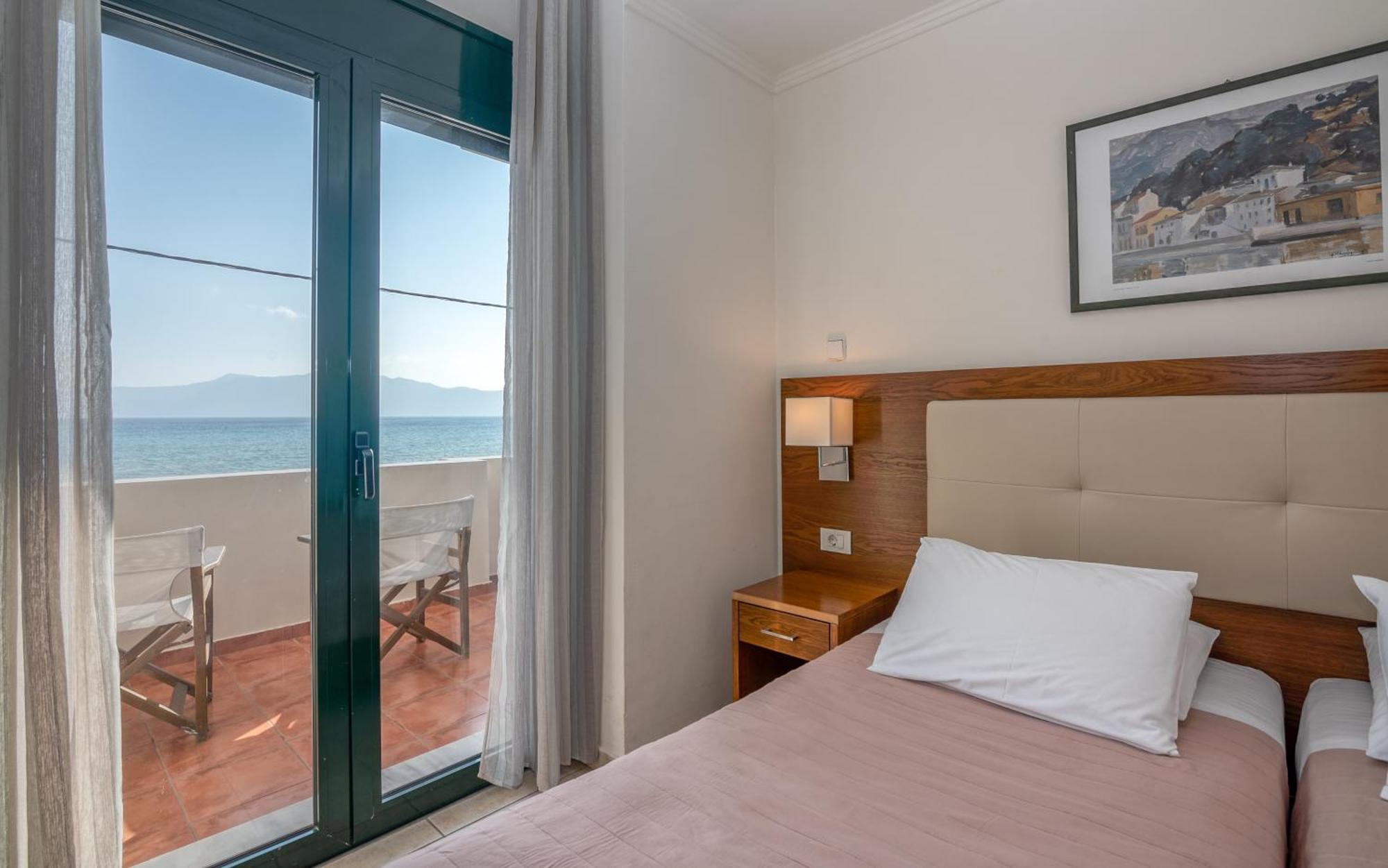 Family Two-Bedroom Apartment Sea Front