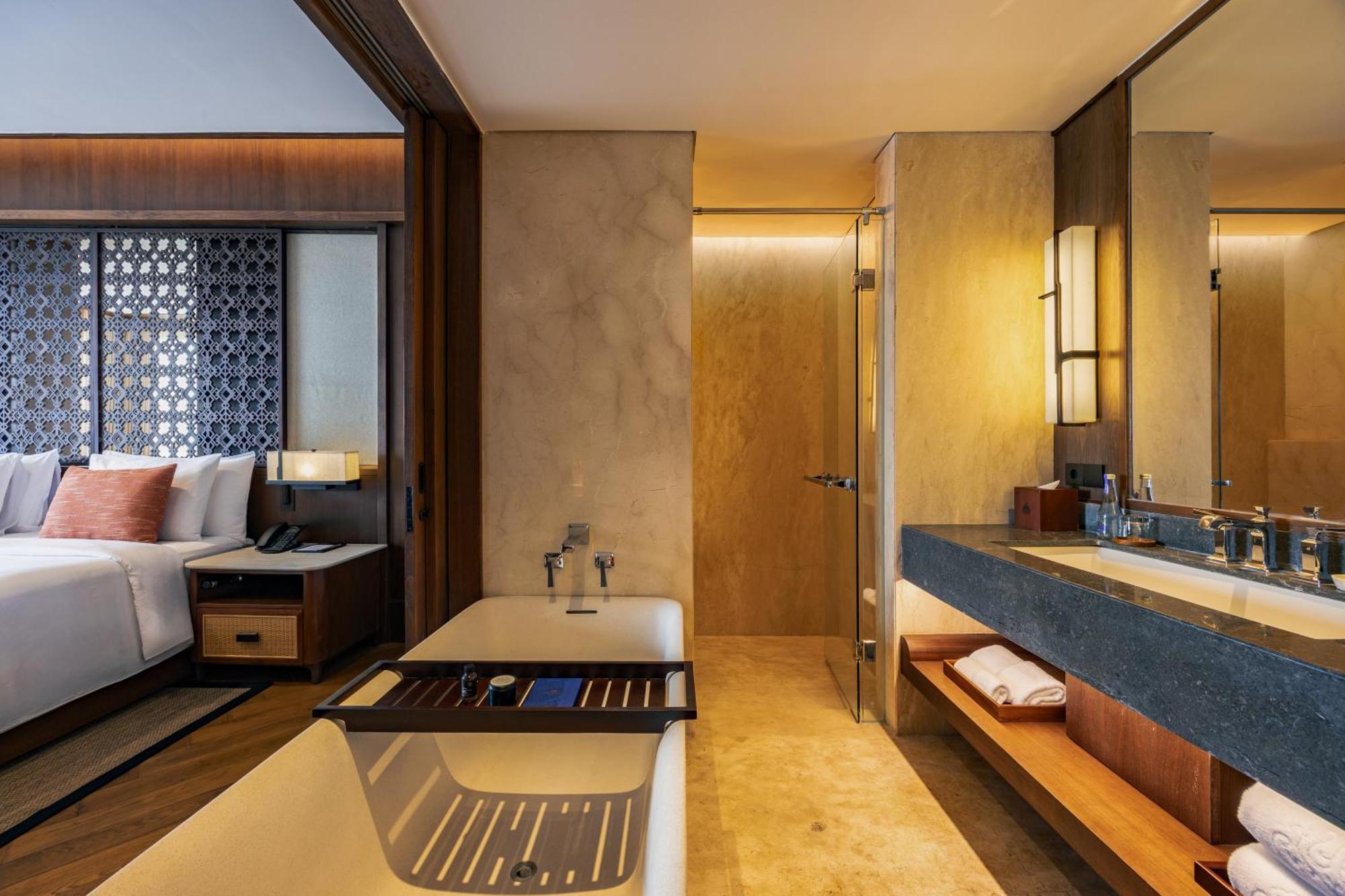 Royal Family Suite Ocean