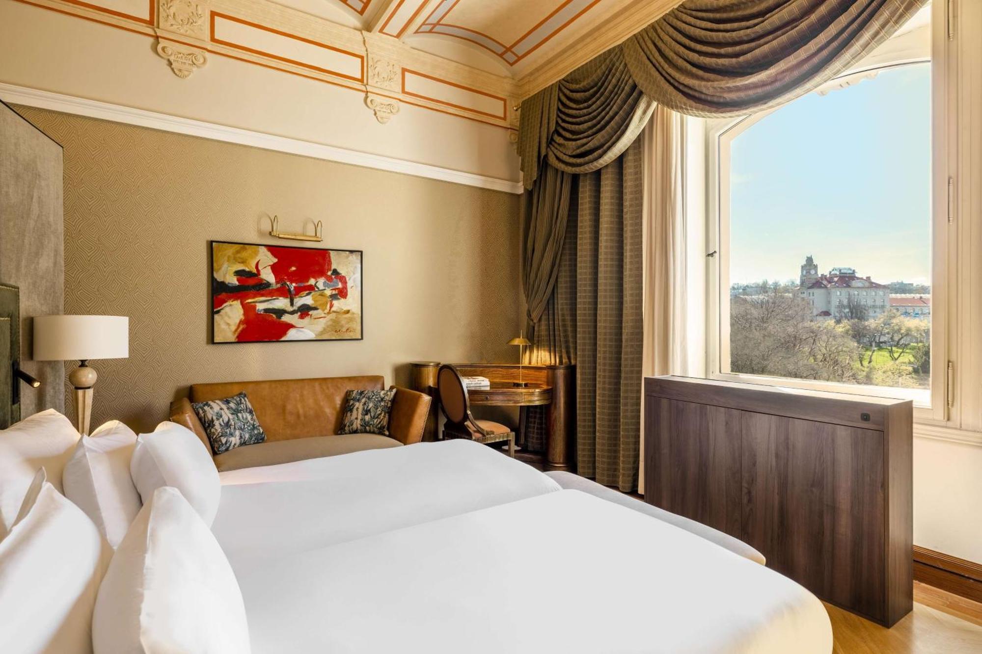 Suite Extra Bed