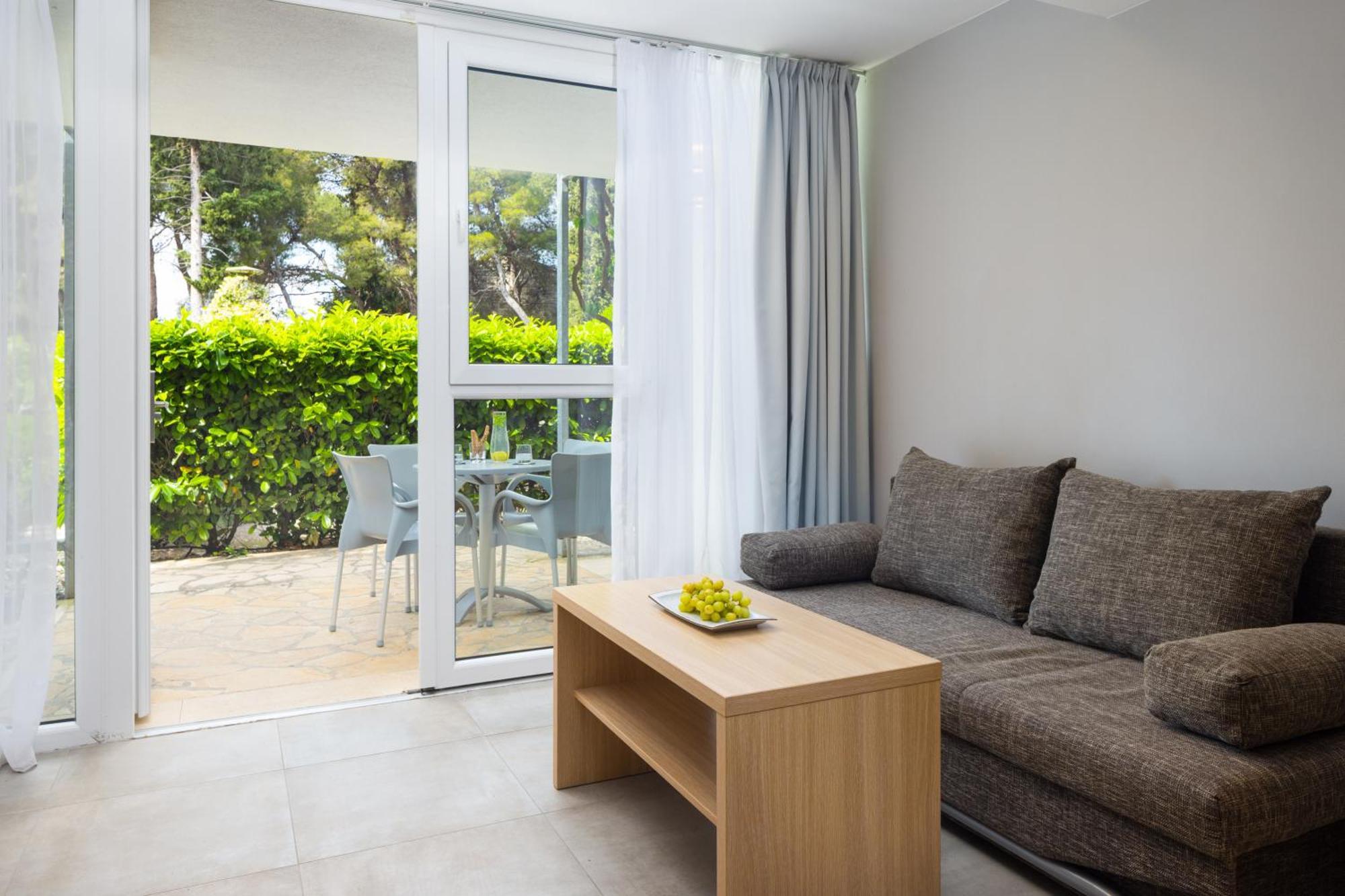 Superior Garden Room Terrace