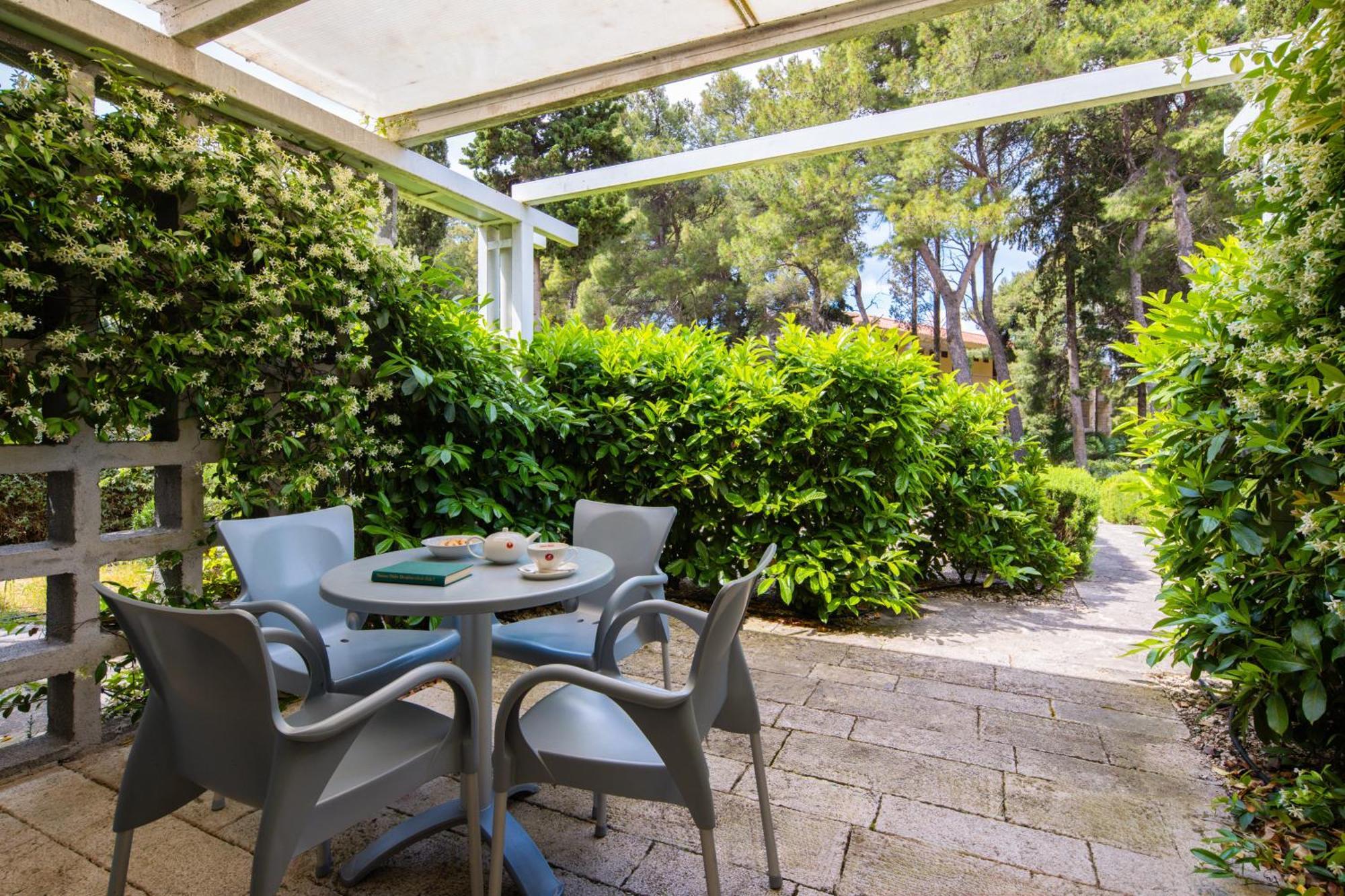 Superior Garden Room Terrace