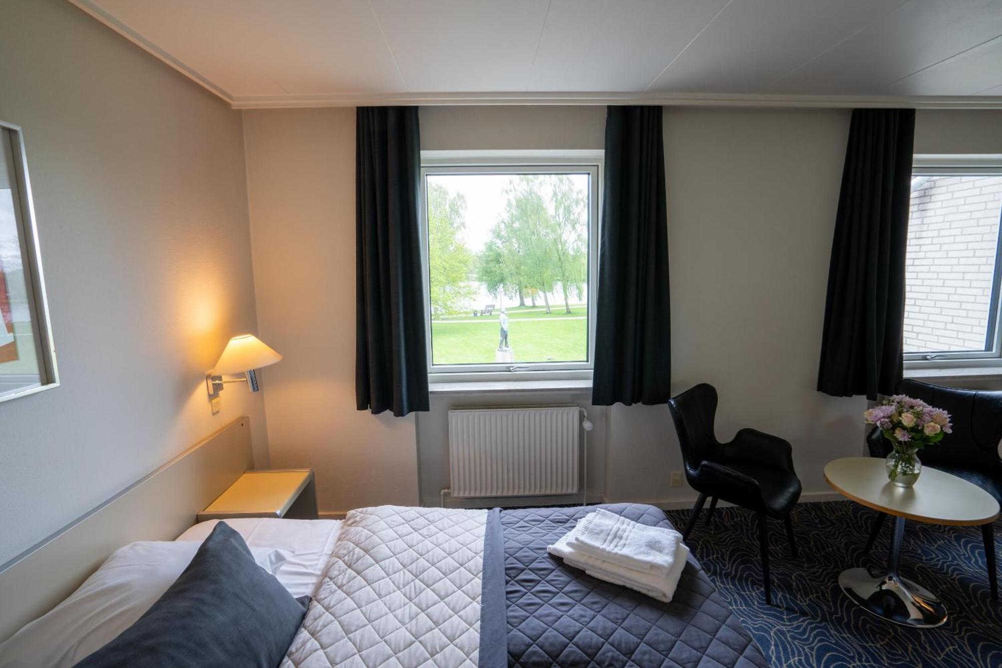 Tvåbäddsrum med utsikt