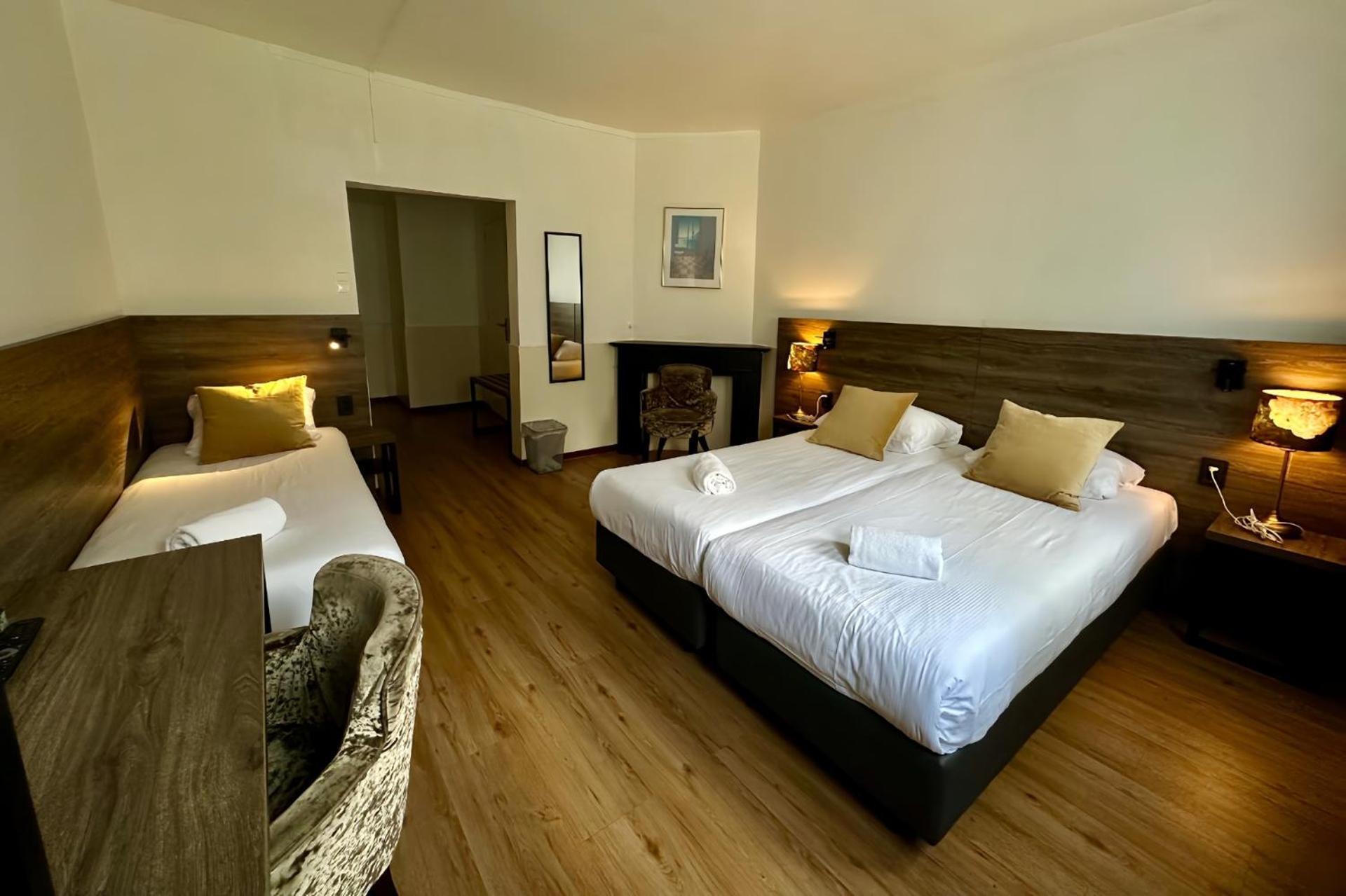 Triple Room Private Bathroom