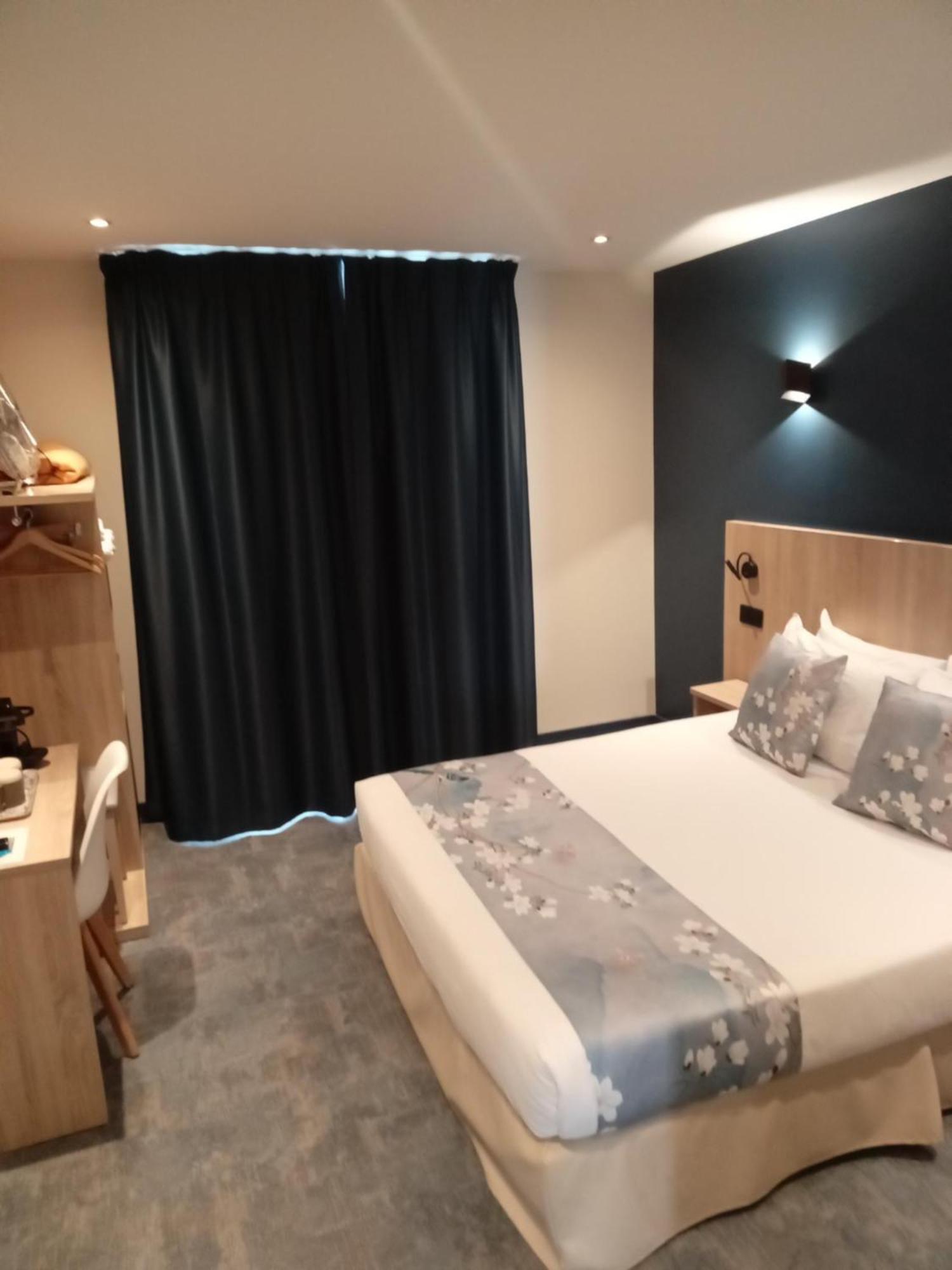 Two Adjoining rooms Superior Standard