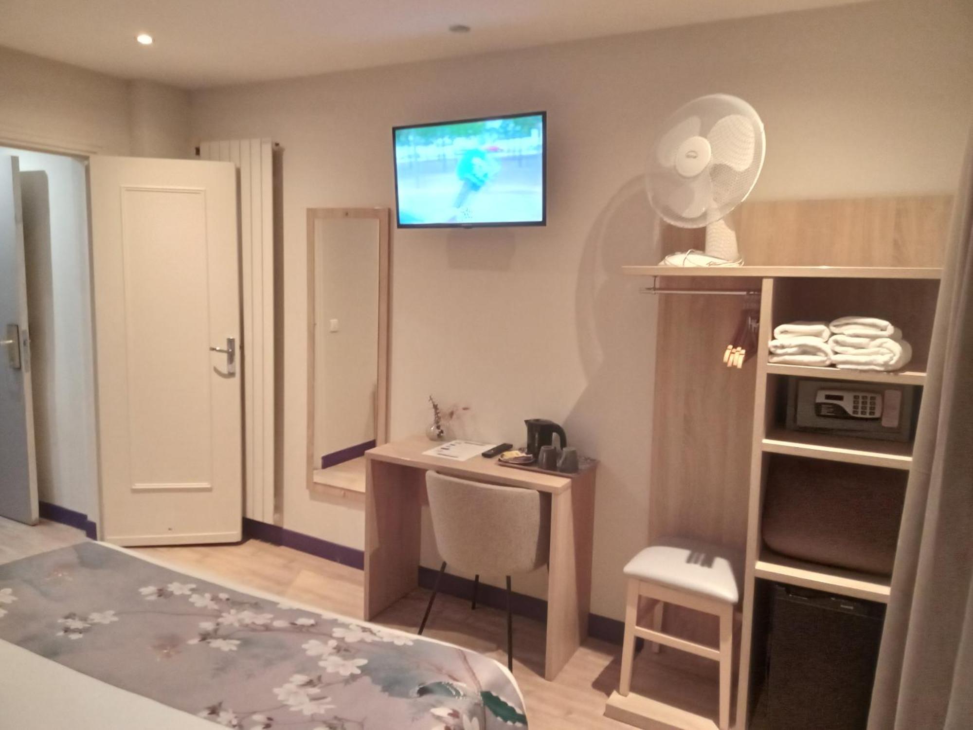 Two Adjoining rooms Superior Standard