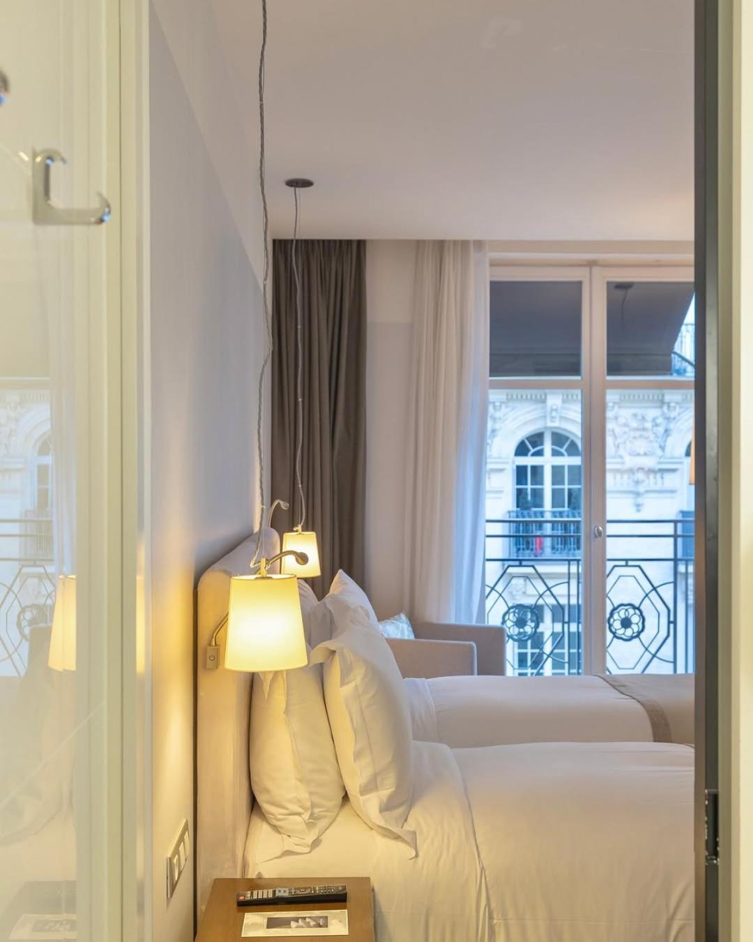 Luxury Room 2 Single Beds