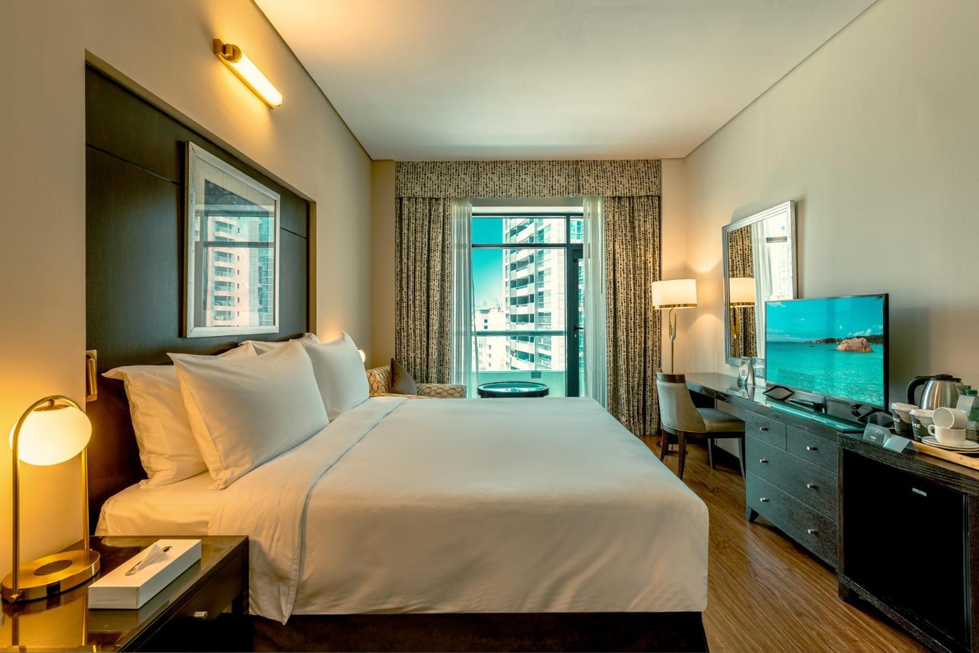 Deluxe King Room,1686426878:JPEG