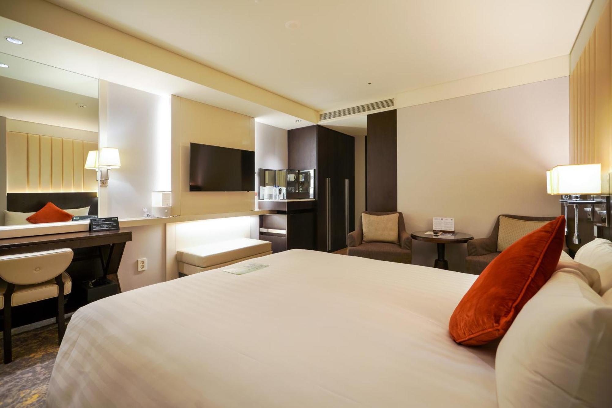 Standard Double Room High Floor17F 19F