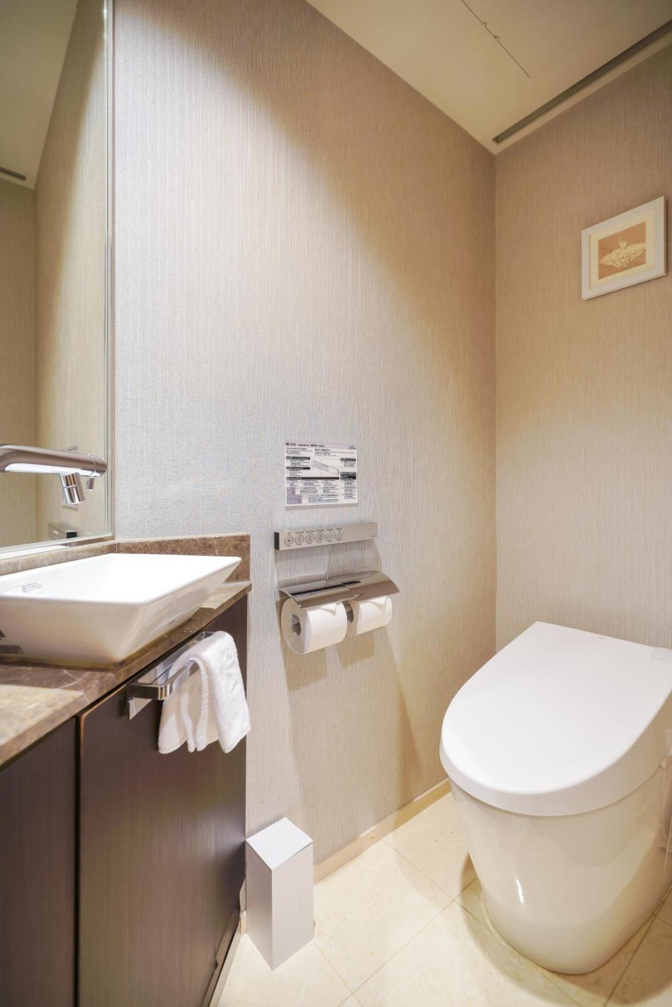 Standard Twin Room High Floor17F 19F