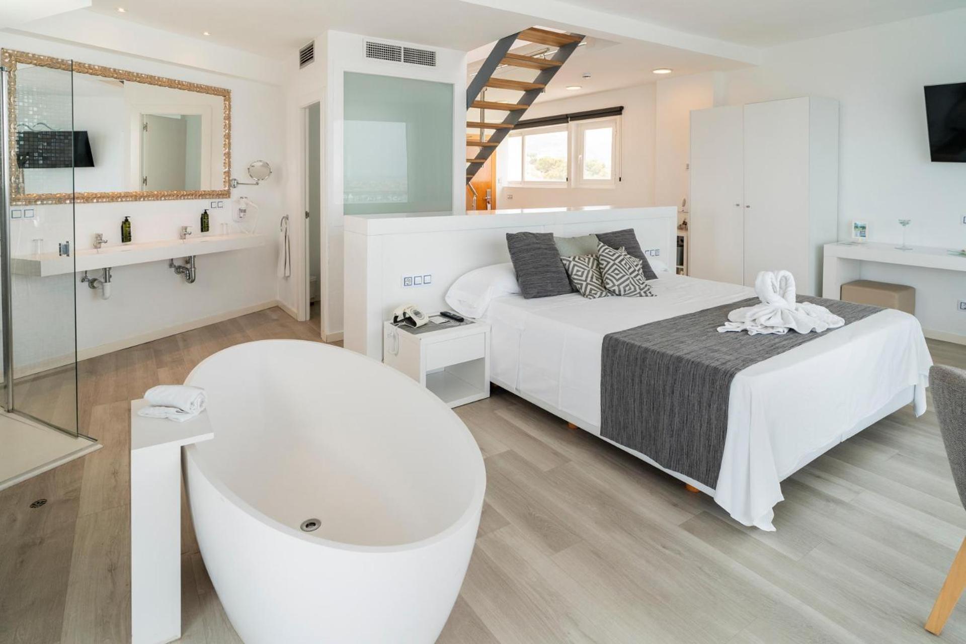 Deluxe Suite Sea View