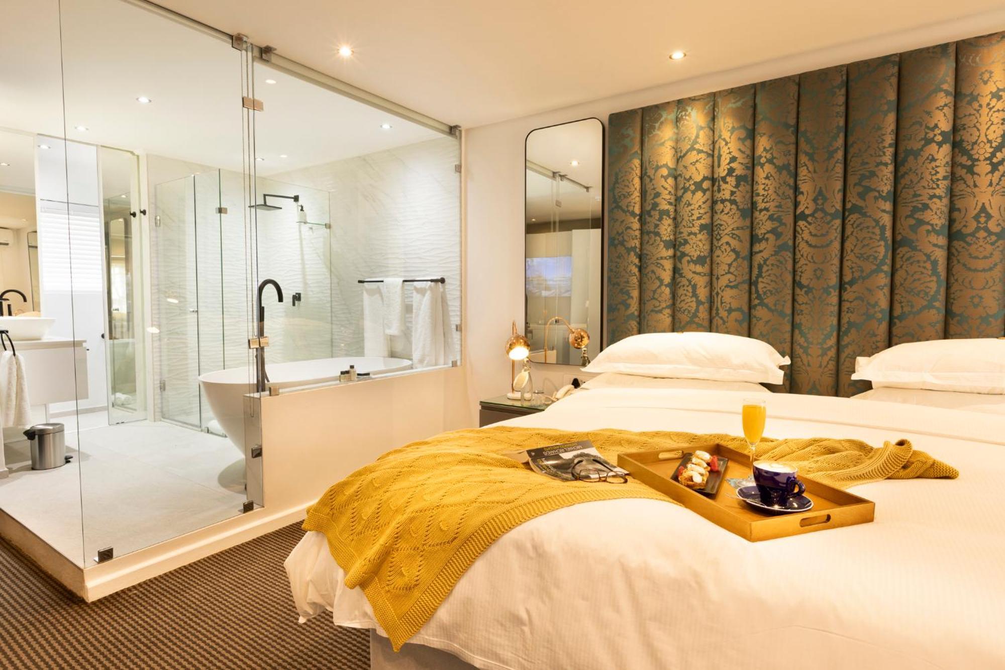 Luxury Room