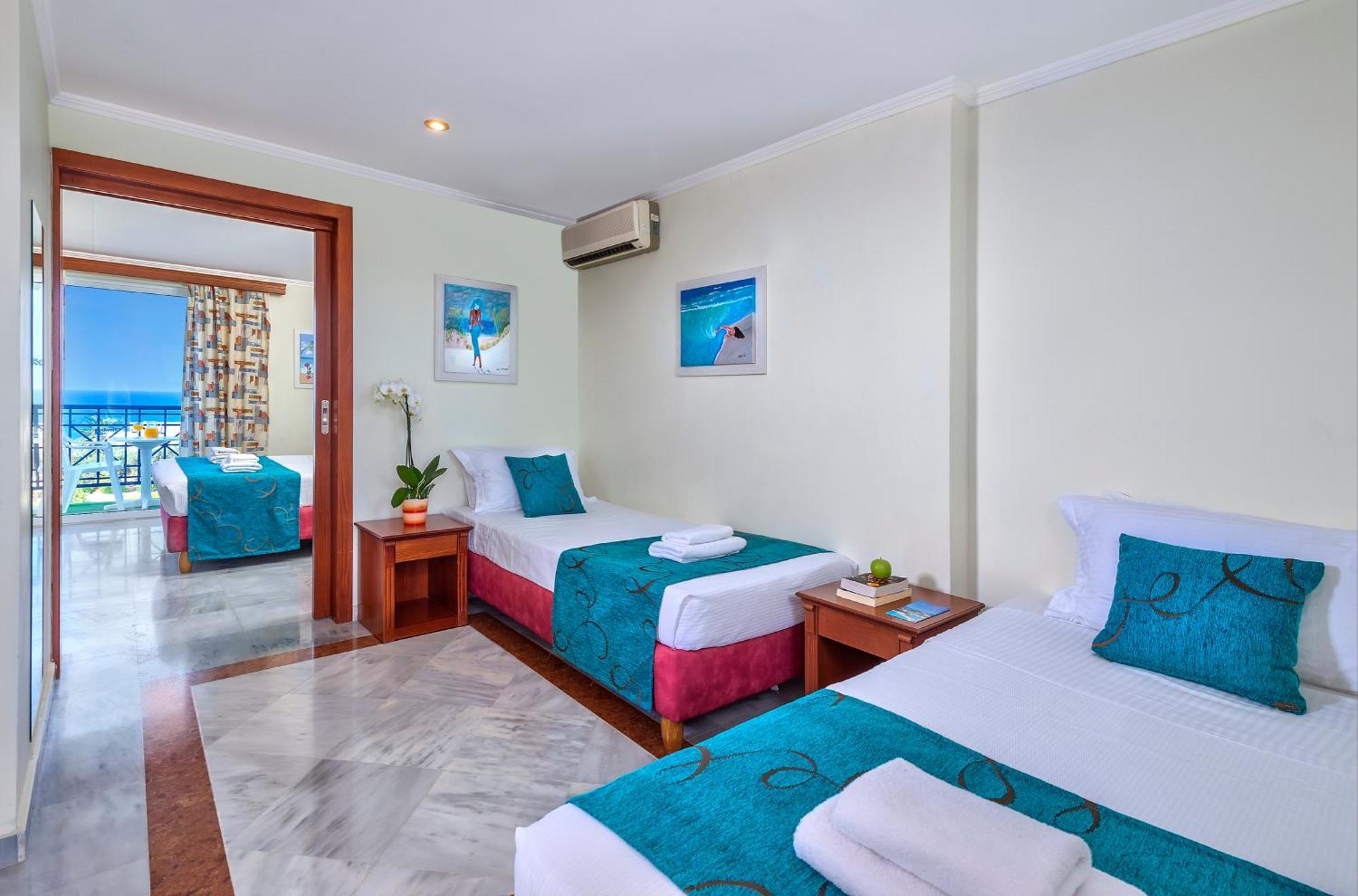 Superior Family Room with Sea View (2 Adults +2 Children),1698975687:JPEG