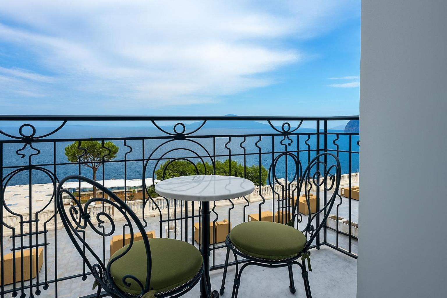 Deluxe Double or Twin Room Sea View,1689151587:JPEG