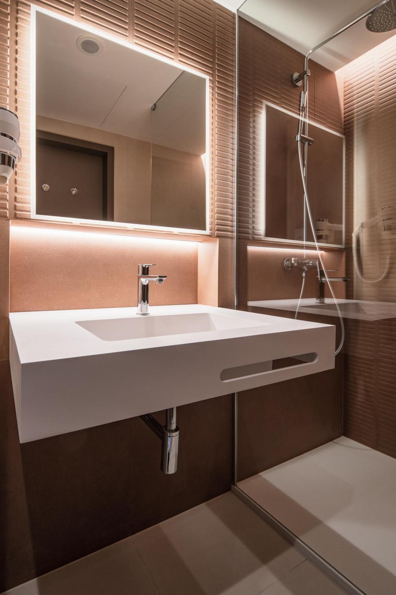 Executive Double or Twin Room Pool Access