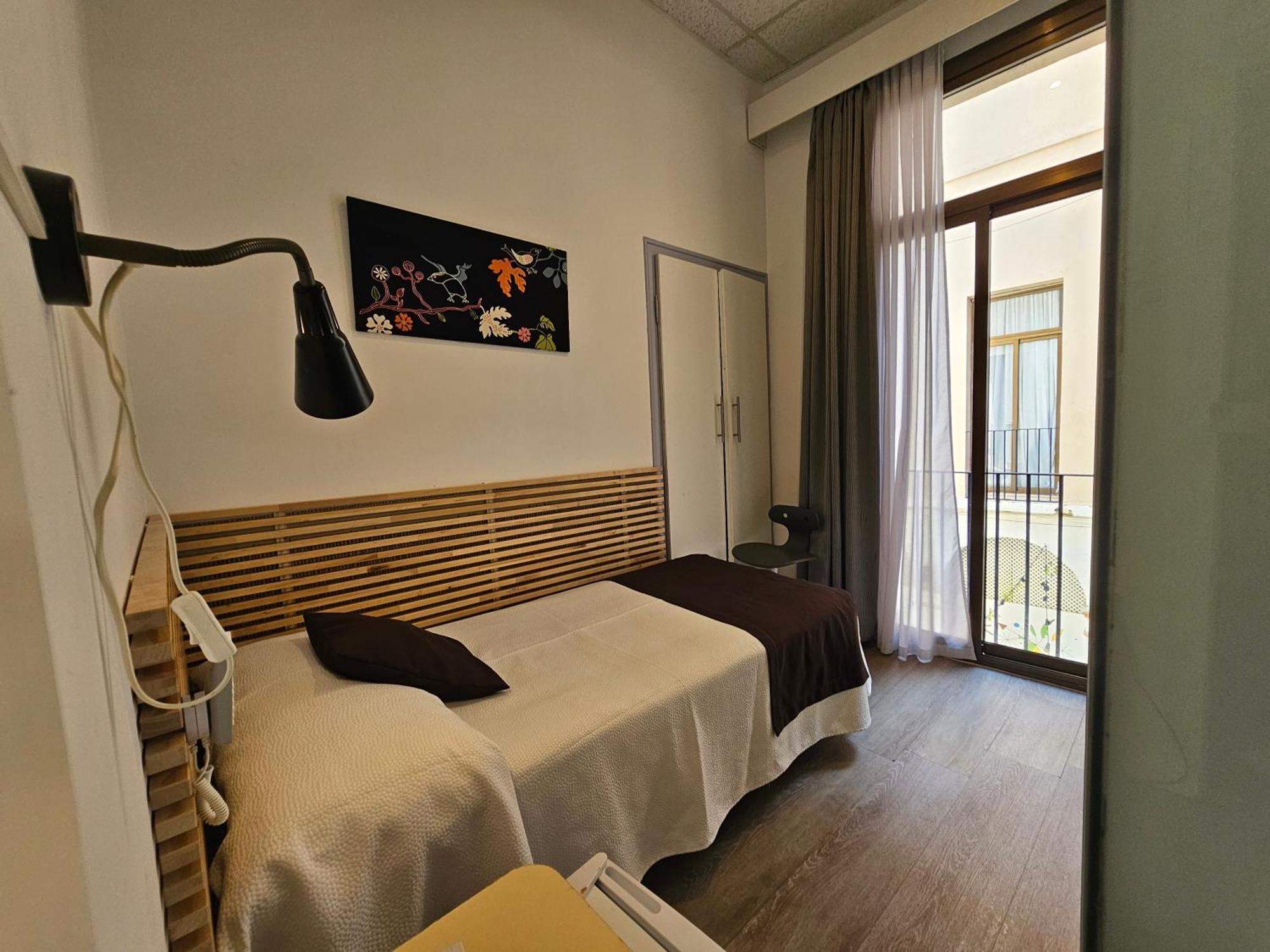 Single Room,1690944544:JPEG