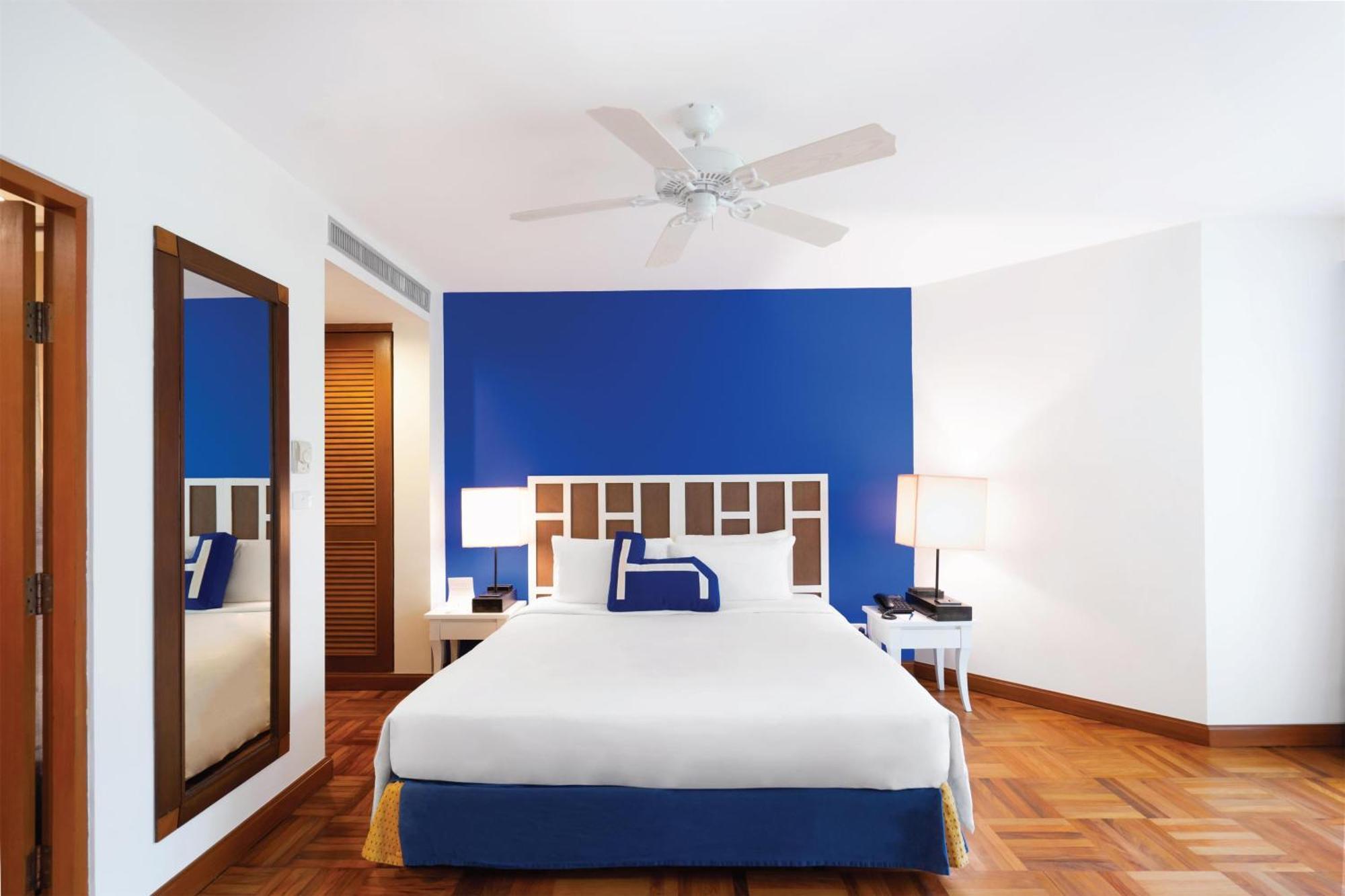 Premier Golf View Junior Suite Size 65 sqm
