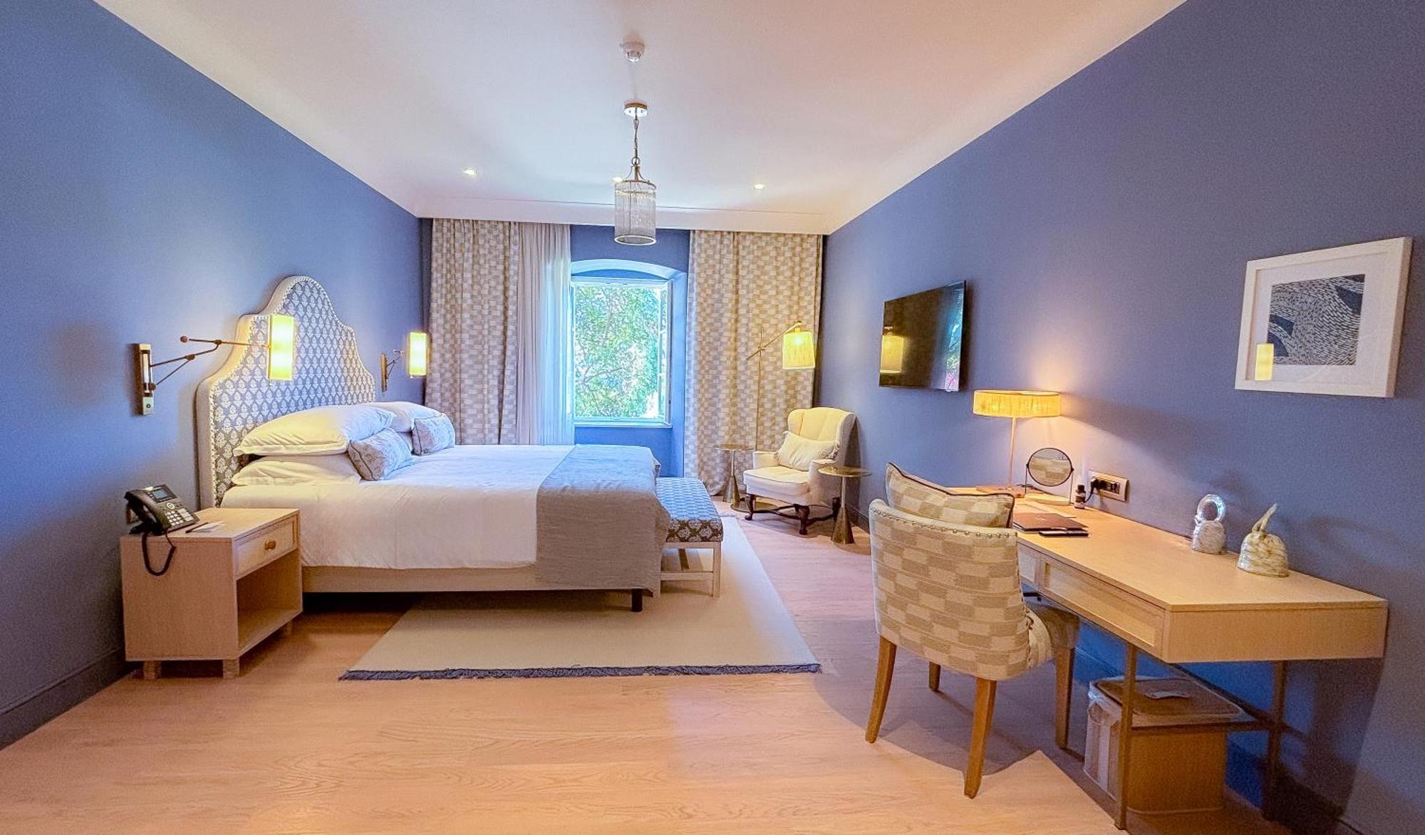 Residence Deluxe Room