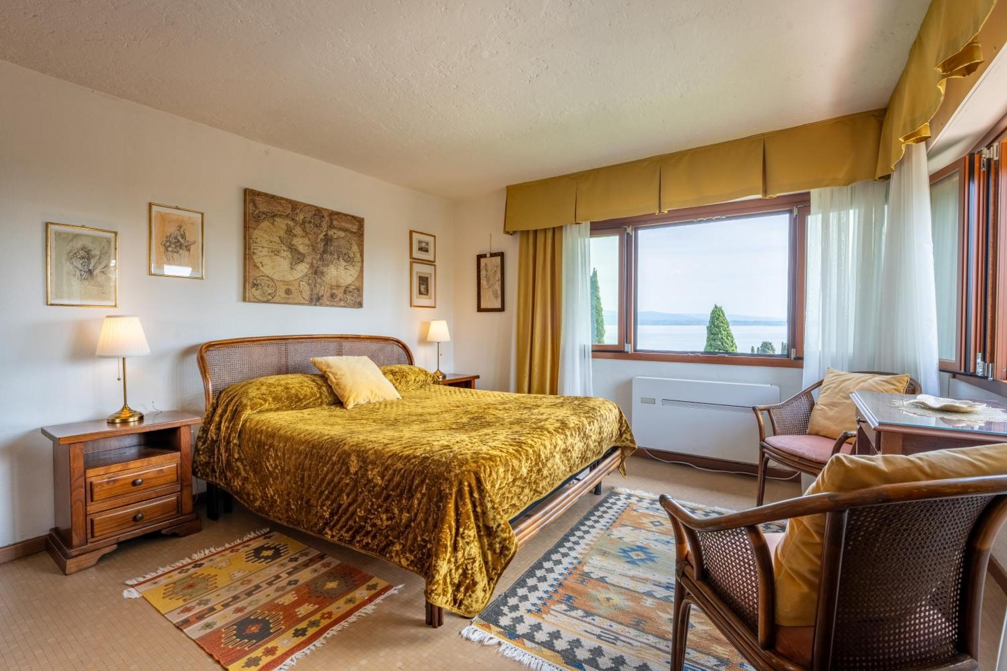 Double Room with Lake View,1697244700:JPEG