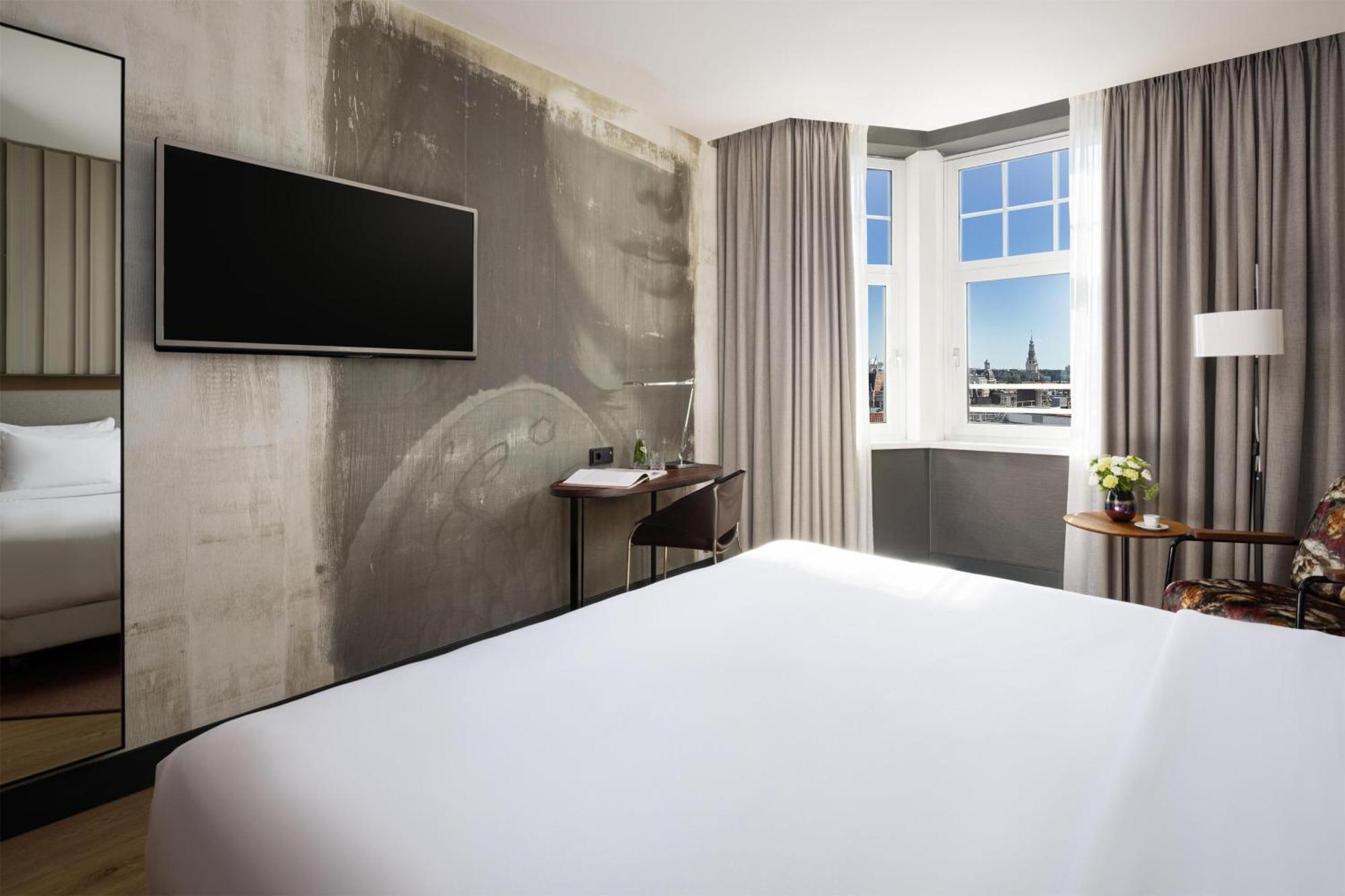 Superior View Room