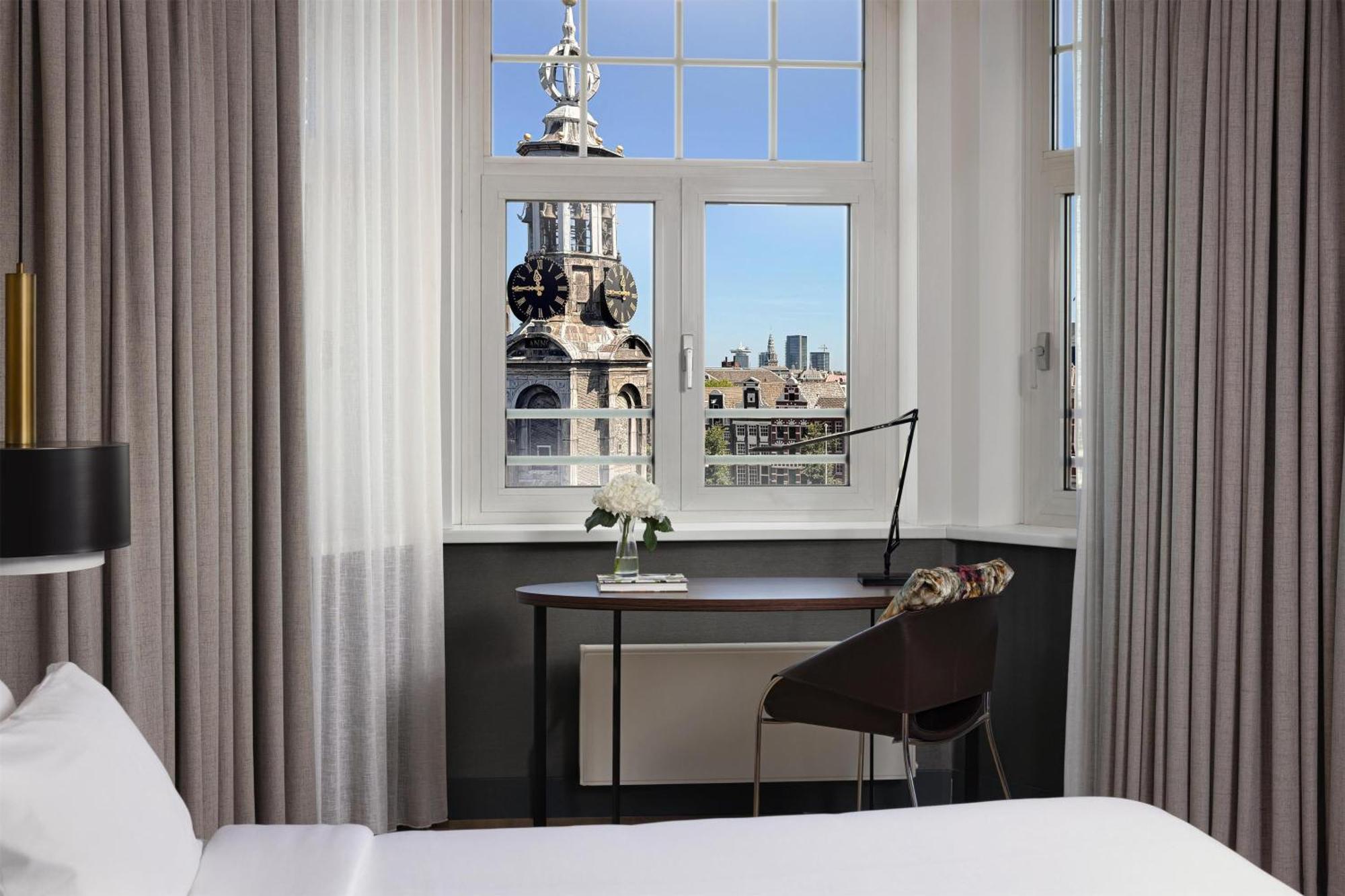 Junior View Suite Balcony