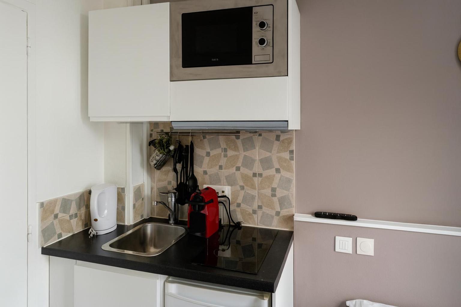 Family Suite Kitchenette