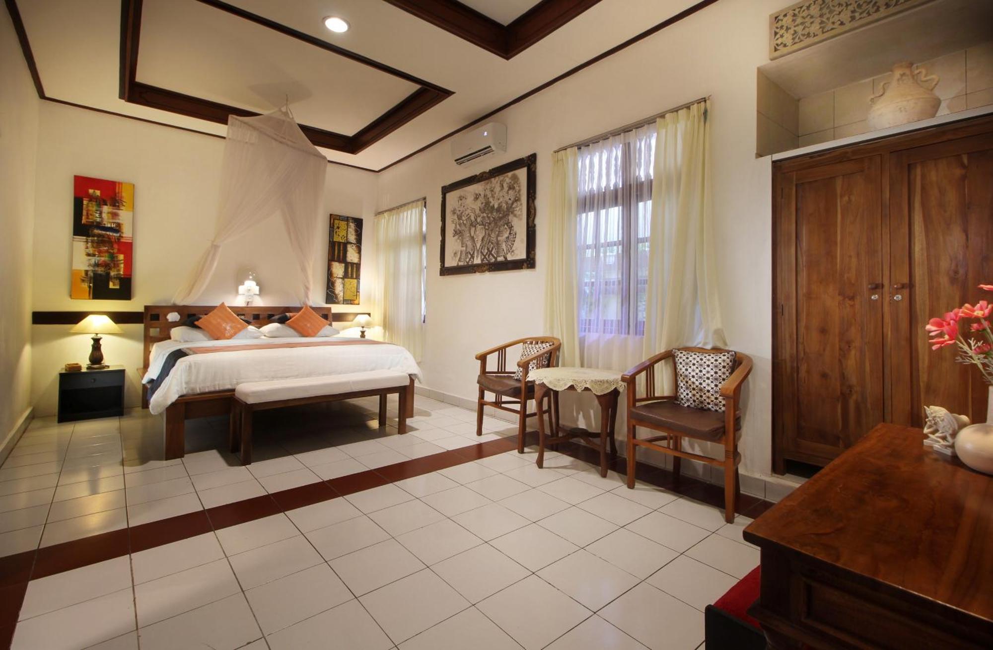 Three-Bedroom Suite Kitchen
