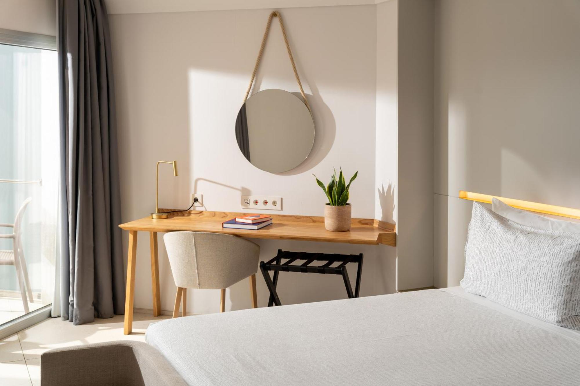 The Innside Premium Room Port View