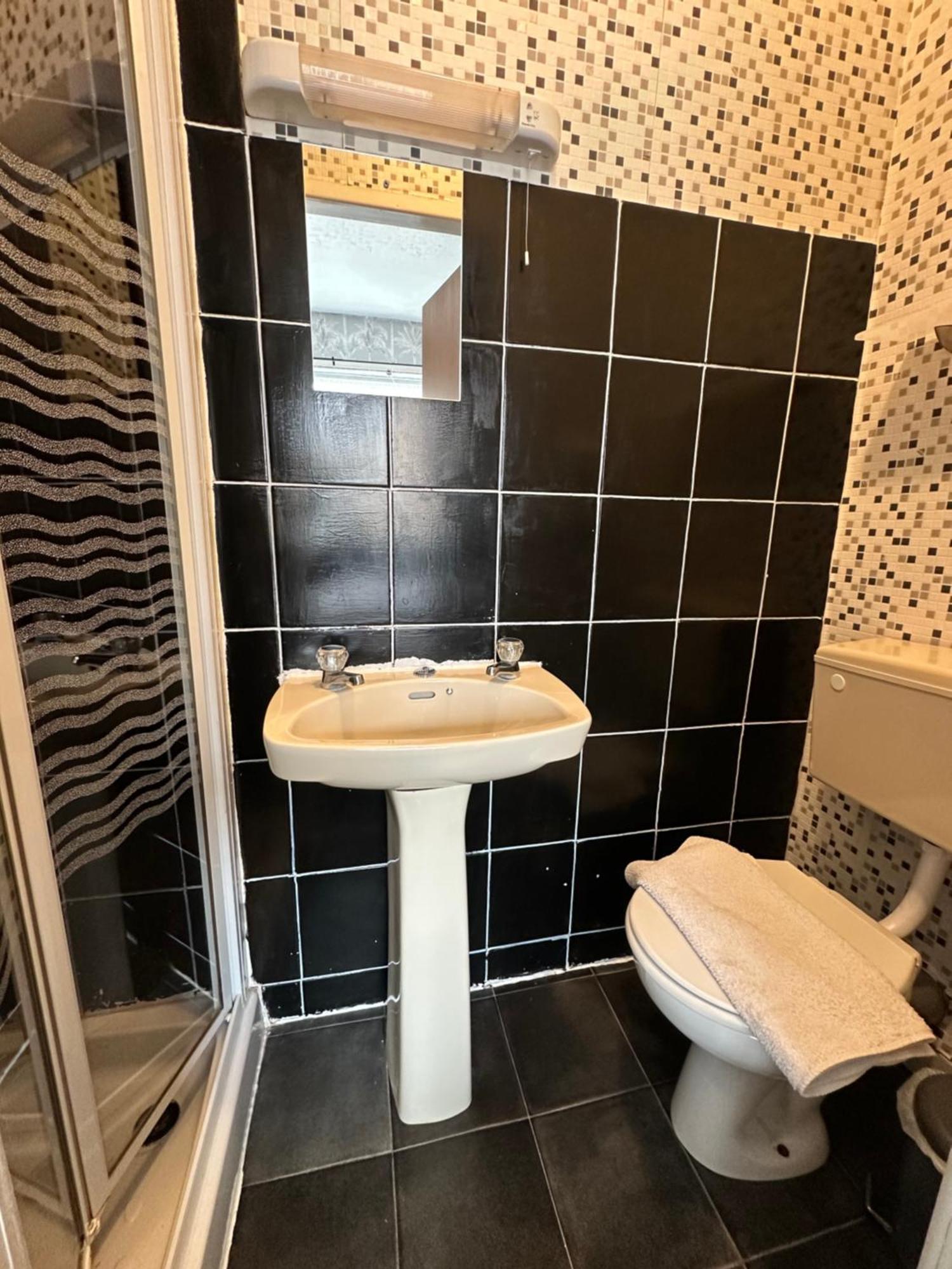 Dubbelrum med eget badrum