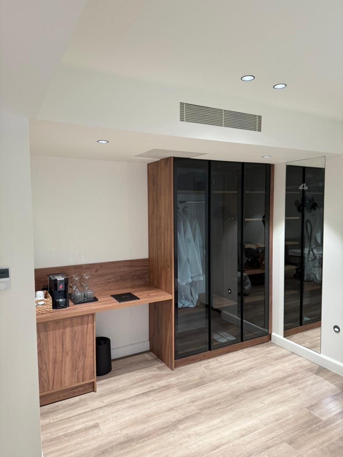 Deluxe Suite Sea View