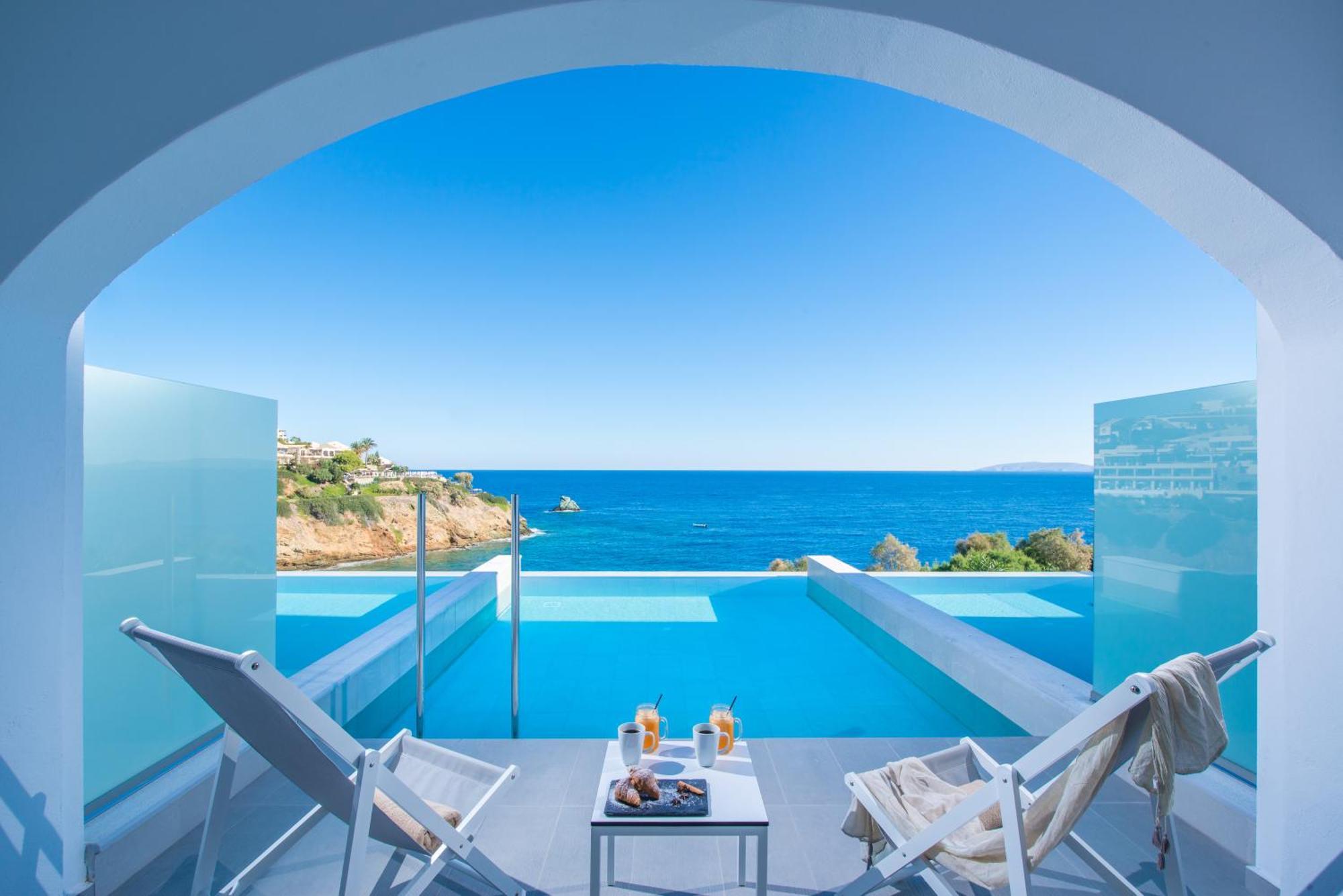 Rum Superior med havsutsikt och egen pool