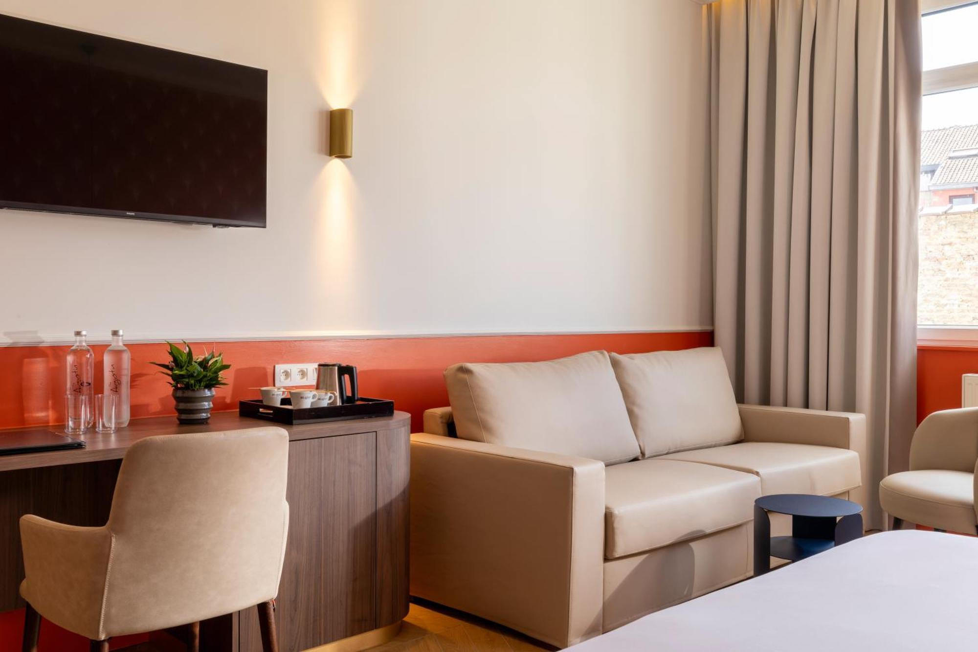 Classic Quadruple Room