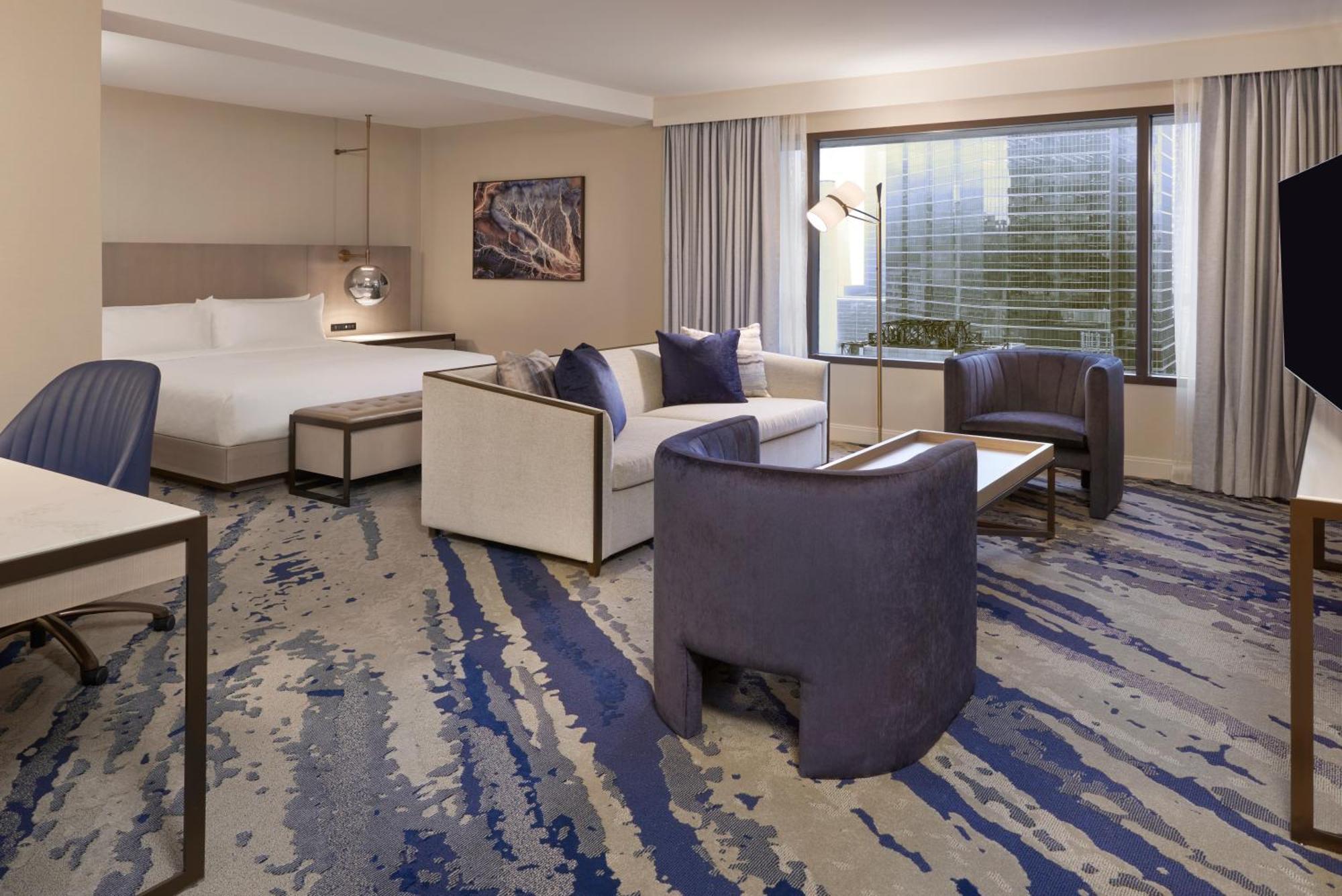 Junior King Suite