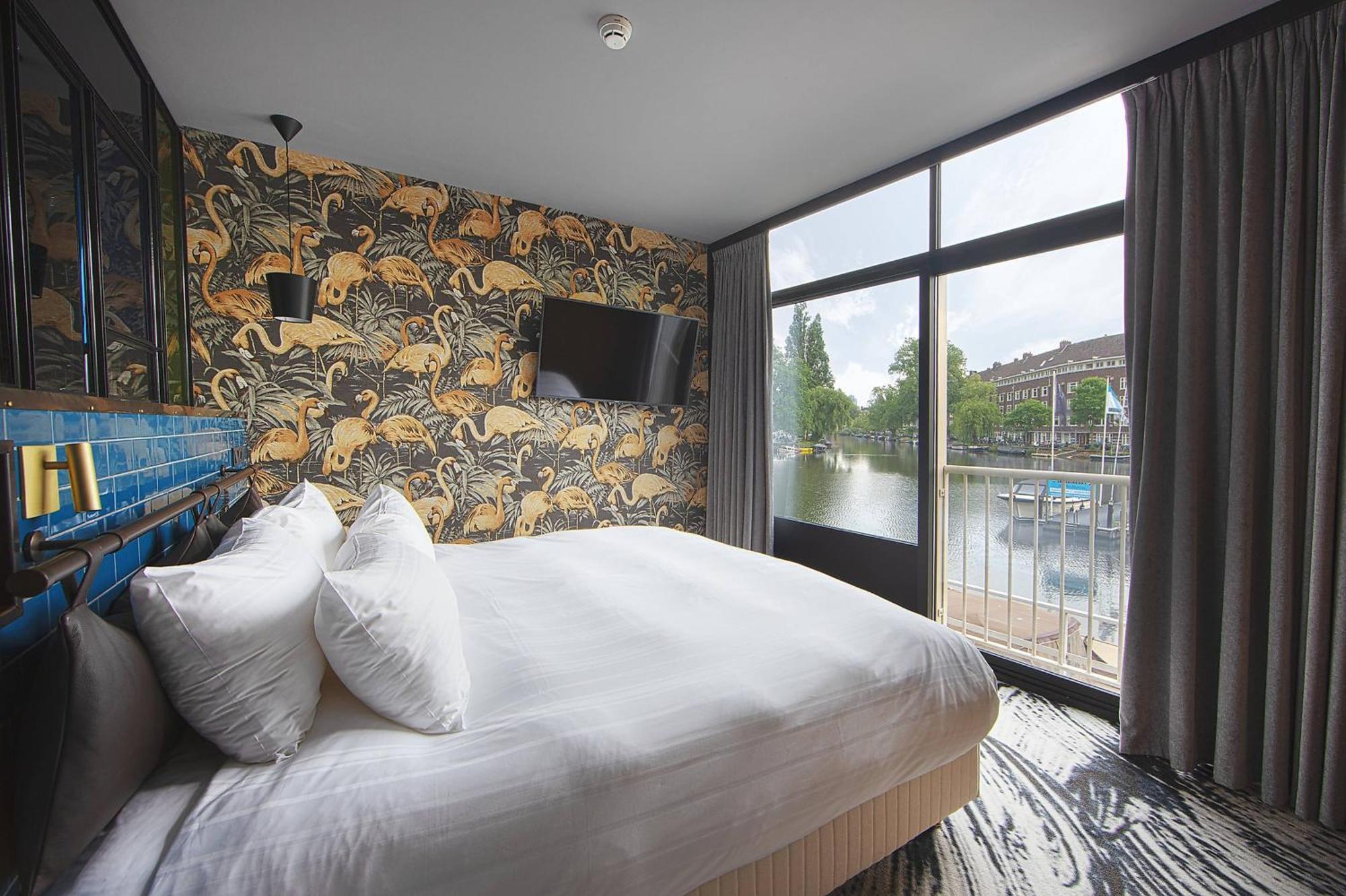 Design King Suite Canal View