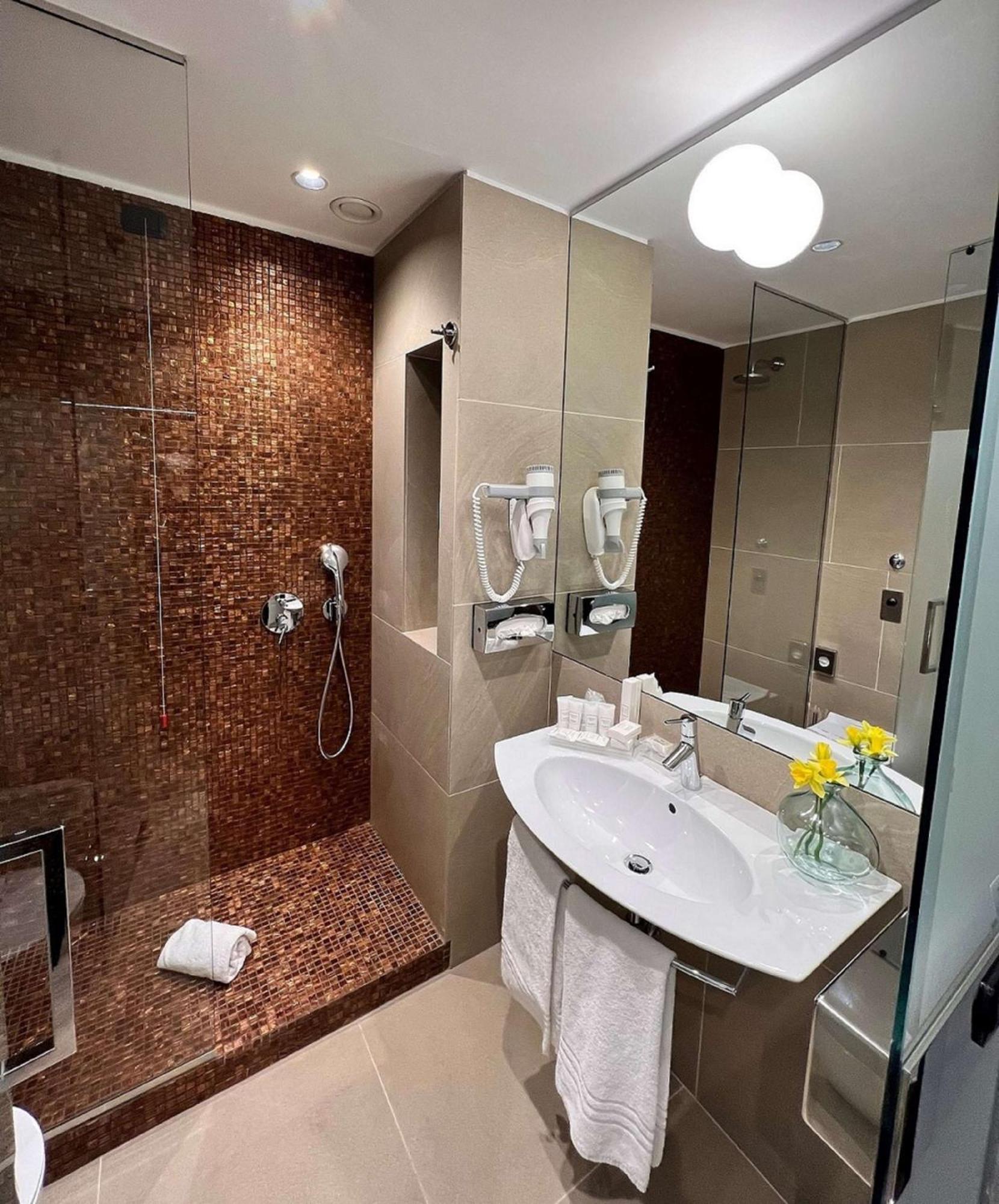 Comfort Single Room