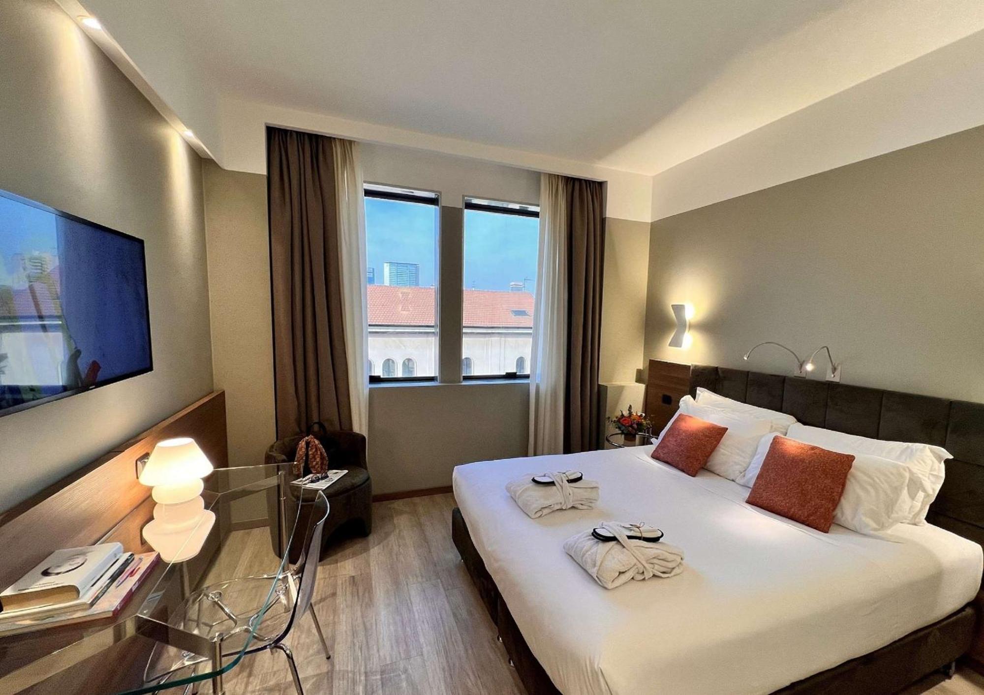Comfort Queen Room