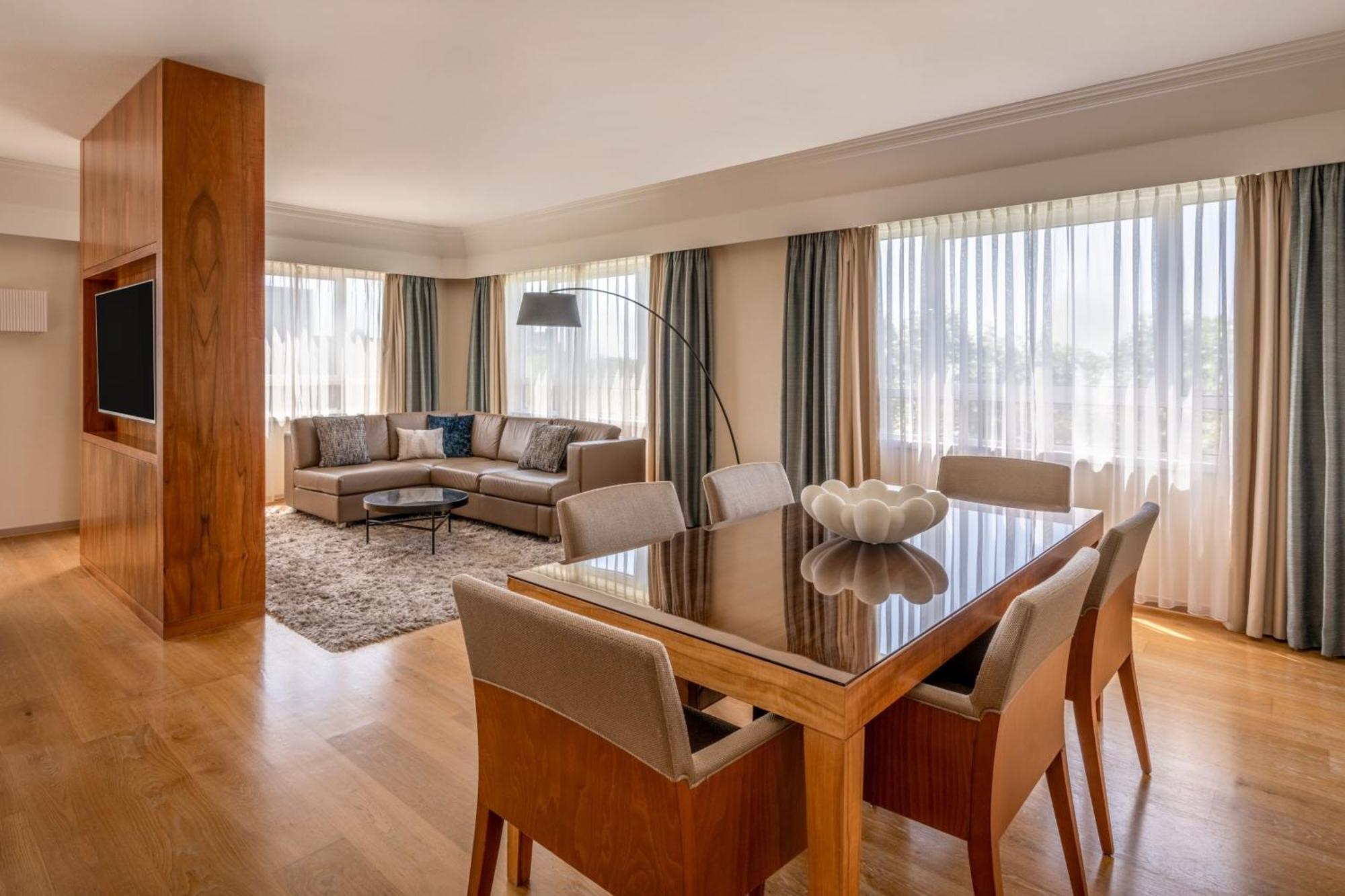 Loft Suite