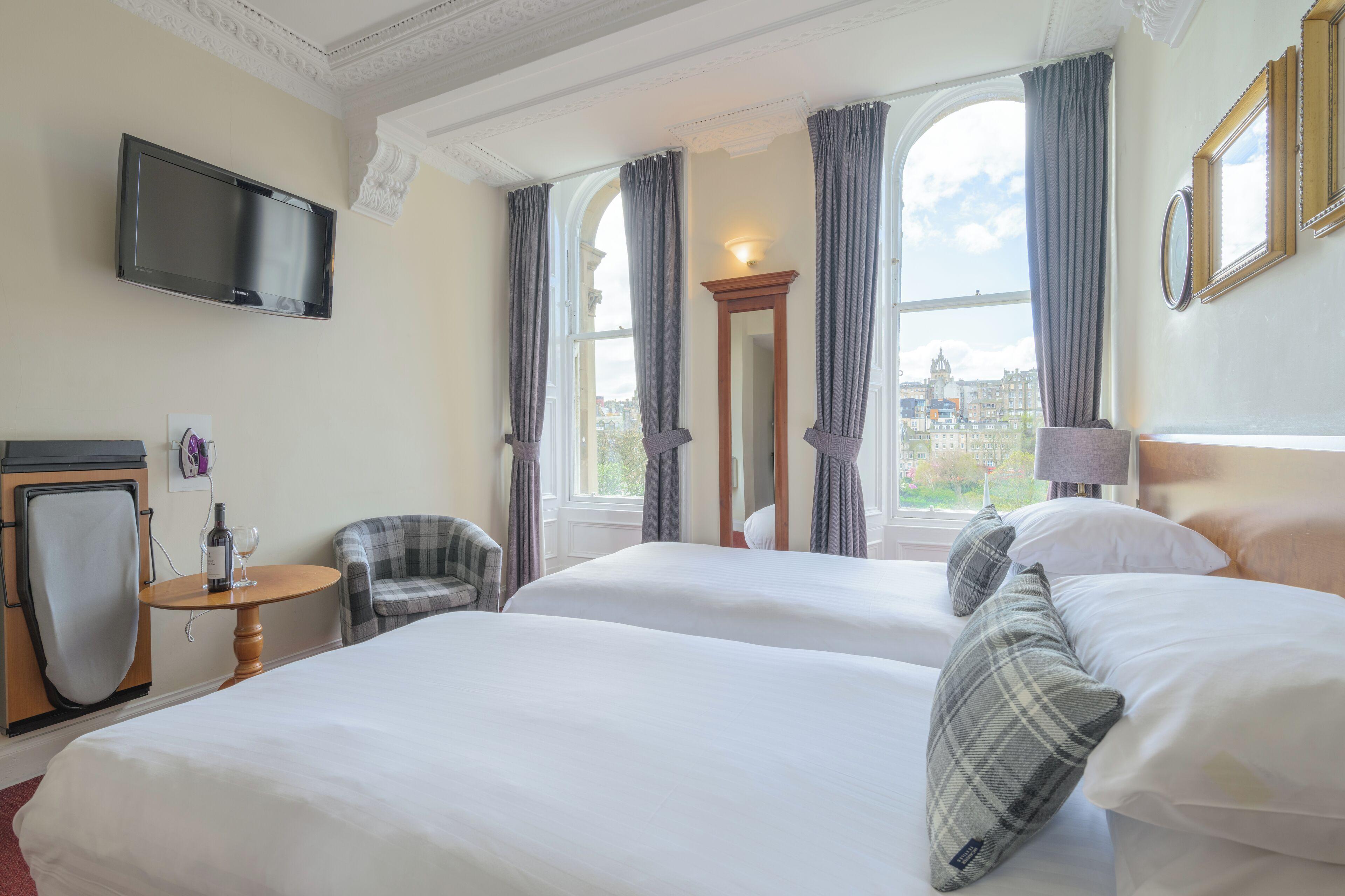 Standard Twin Room Princes Street View