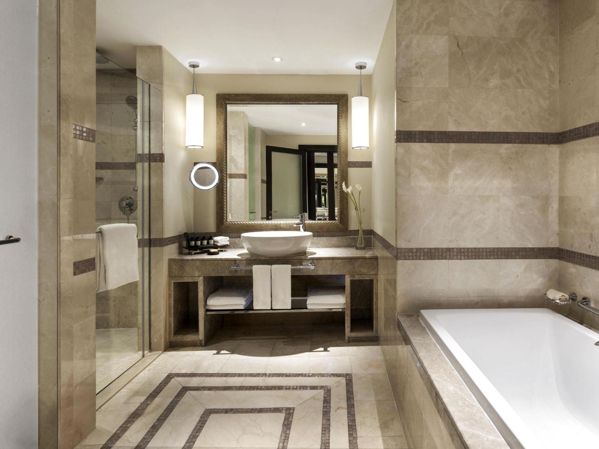 Fairmont Serenity Room Spa Thermal Area Access King Bed Balcony,1706834479:JPEG