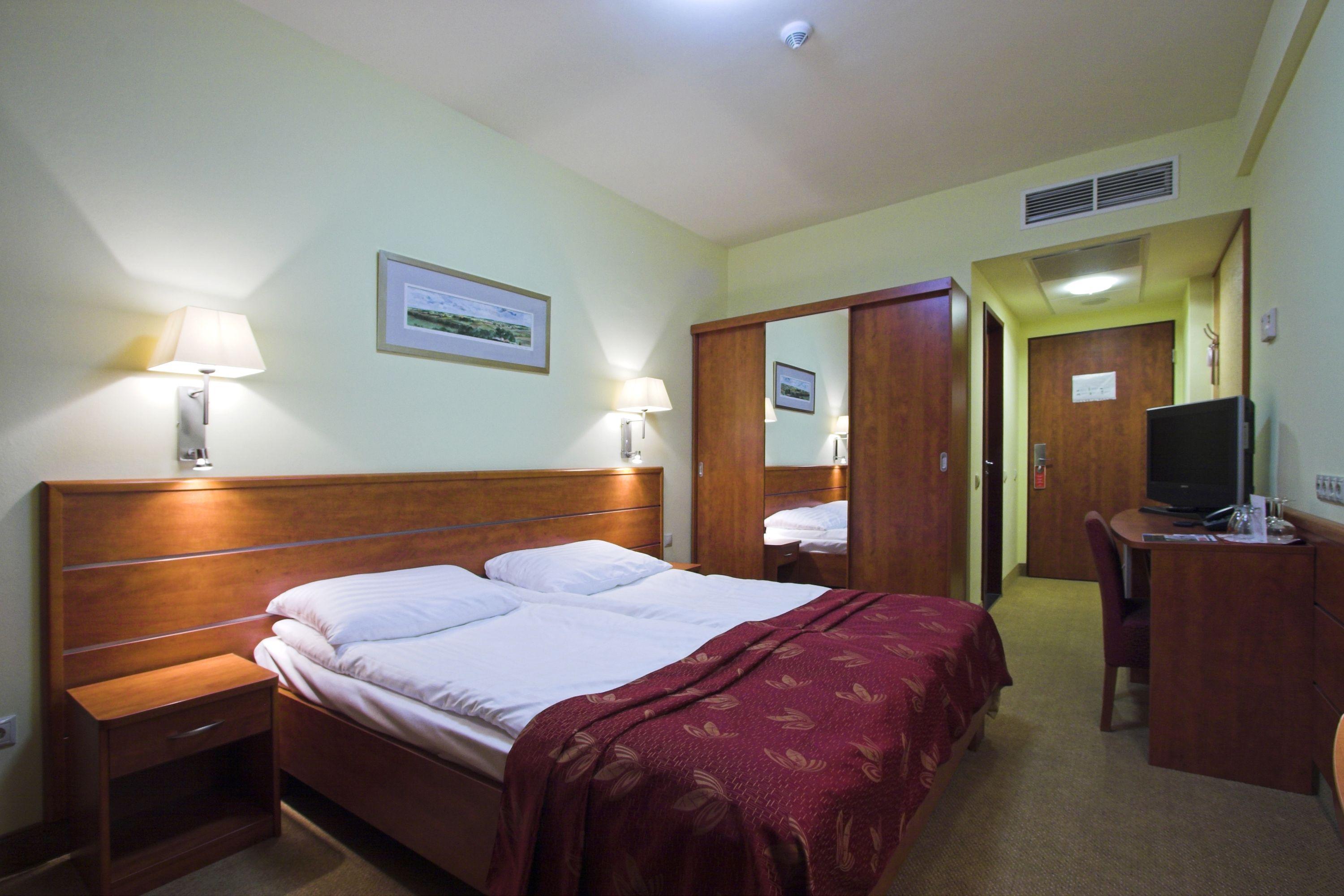 Superior Double or Twin Room Balcony,1698847546:JPEG