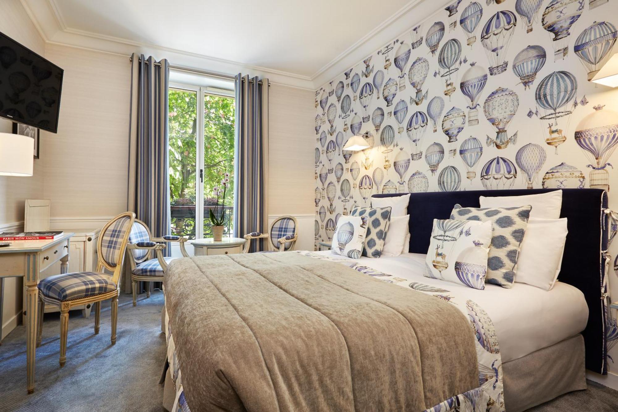 Two Connecting Double or Twin Rooms