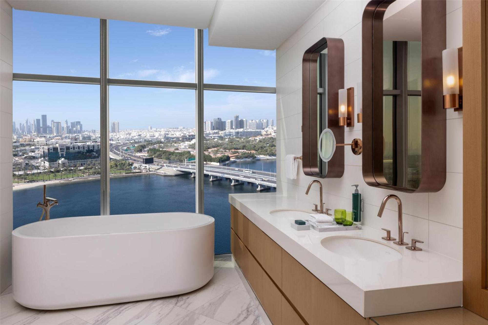 Three-Bedroom Duplex Apartment Creek View