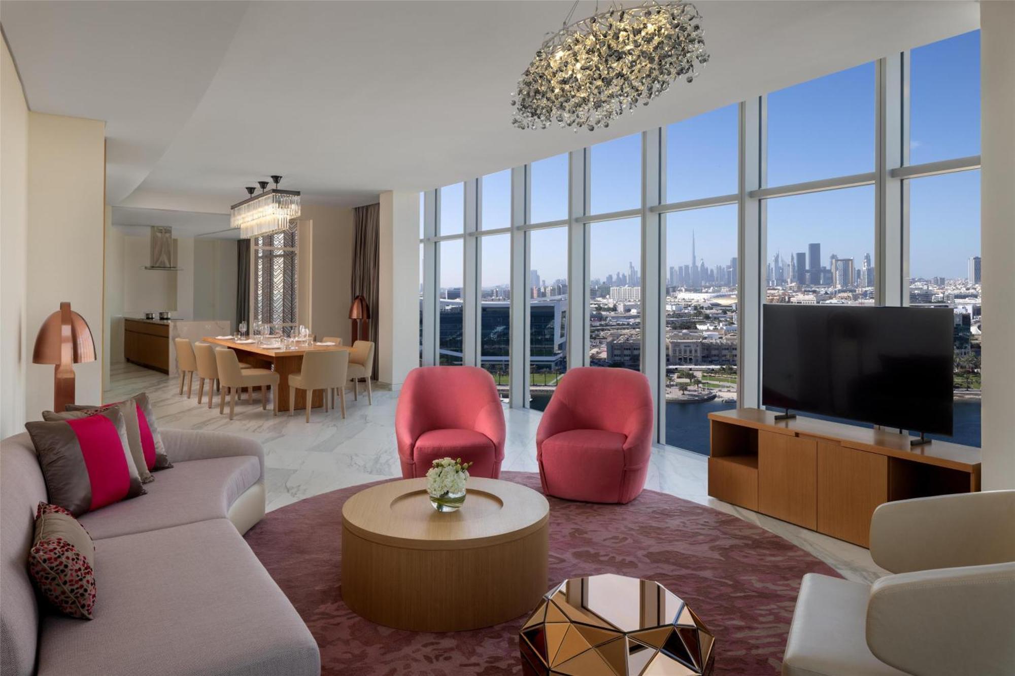 Three-Bedroom Duplex Apartment Creek View