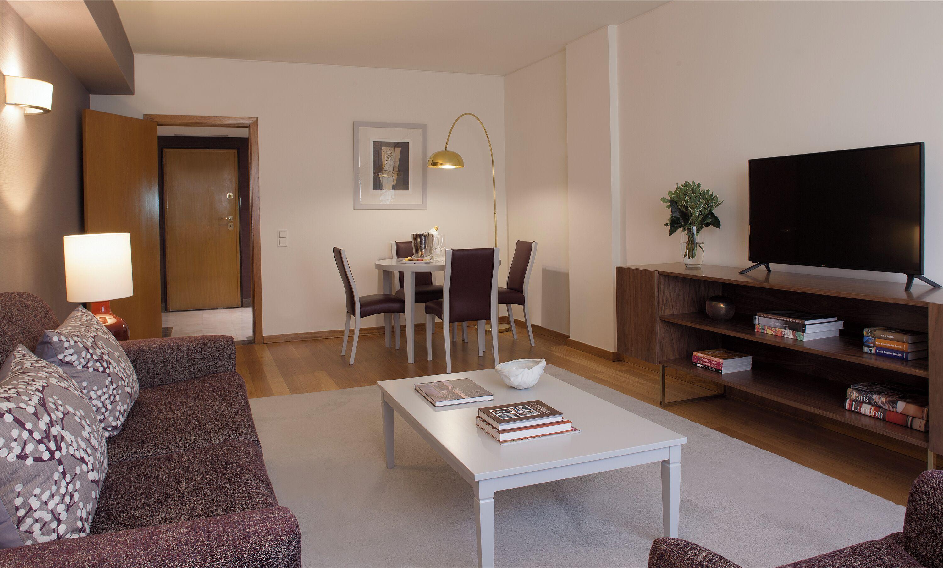 Deluxe Family Apartment