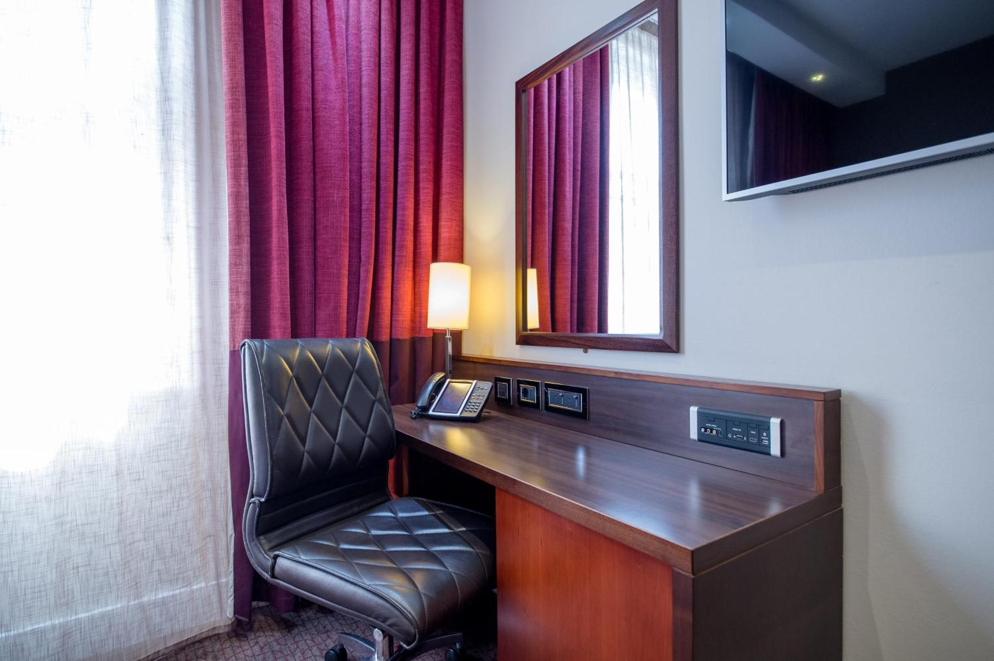 King Guest Room
