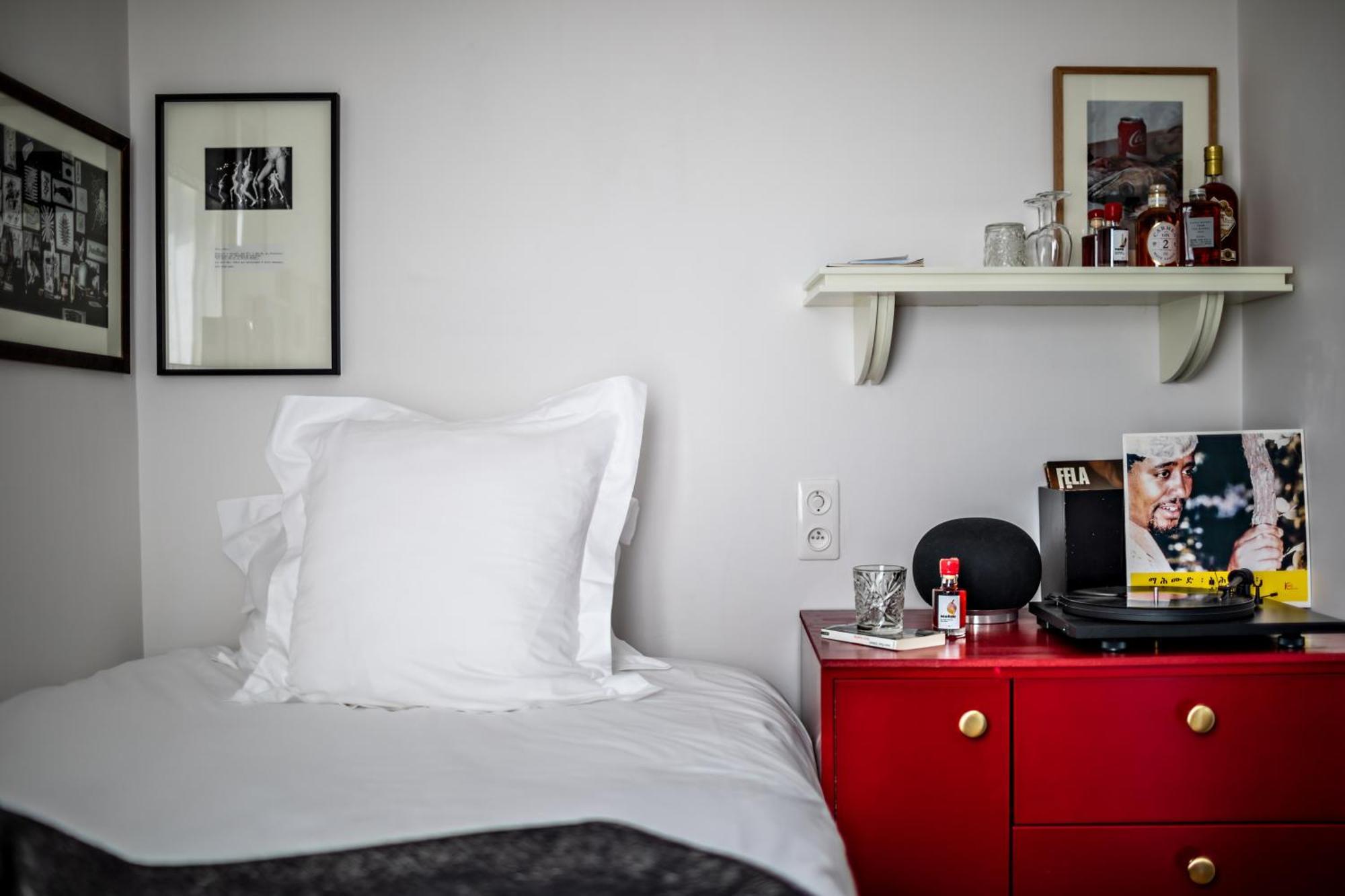 Standard Room "Pigalle 12"