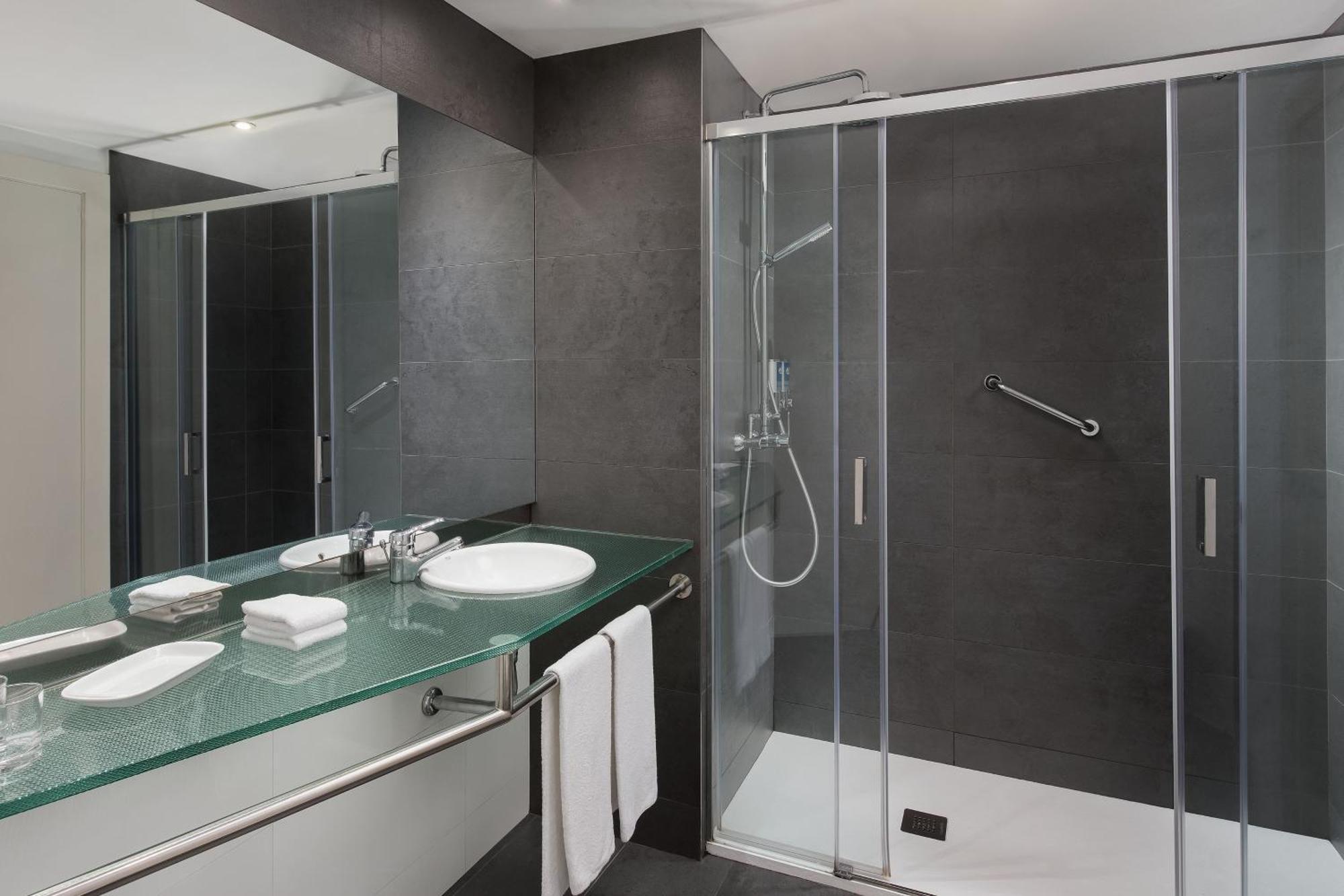 Executive King Room City View