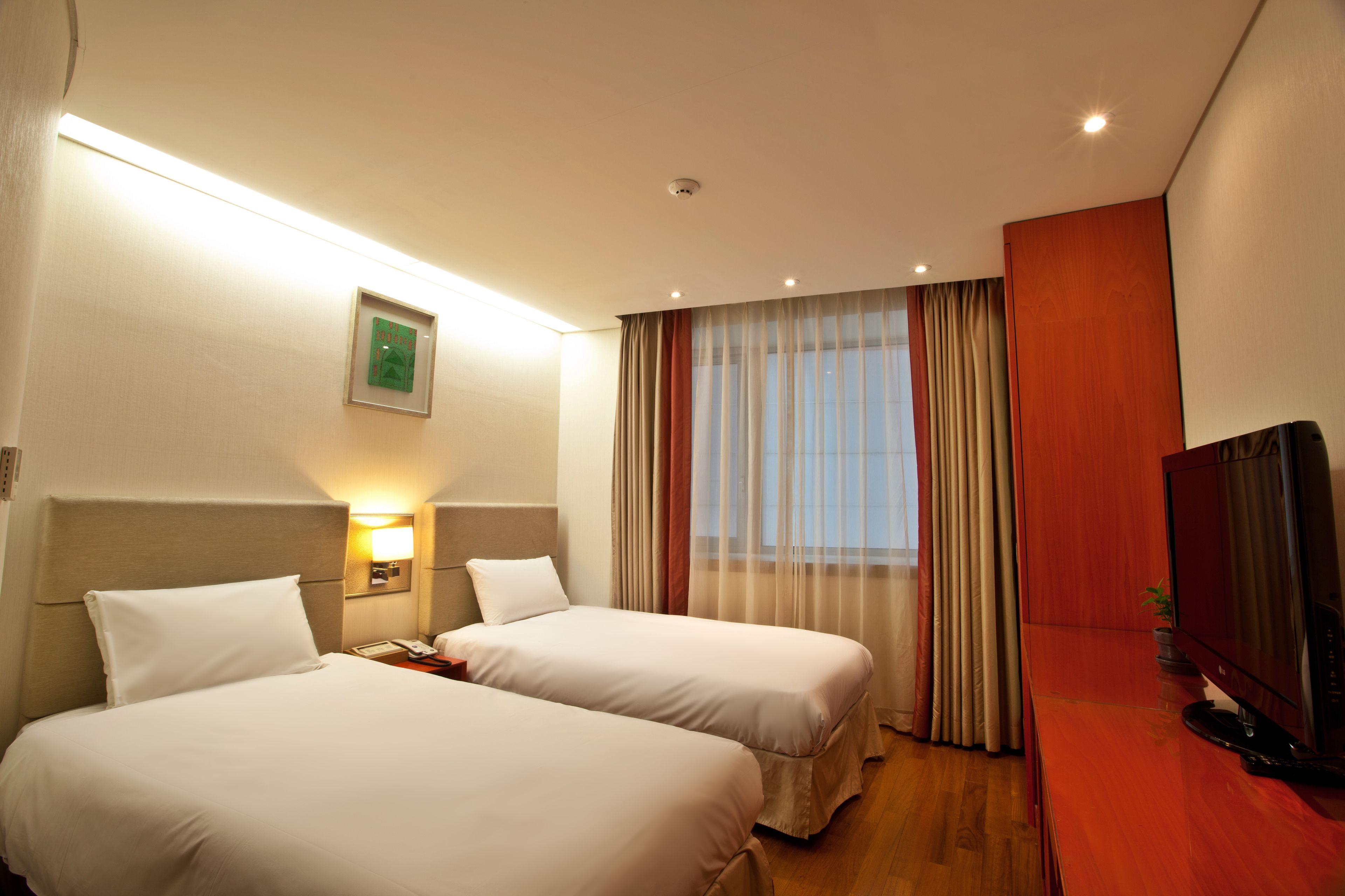 Twin Room A