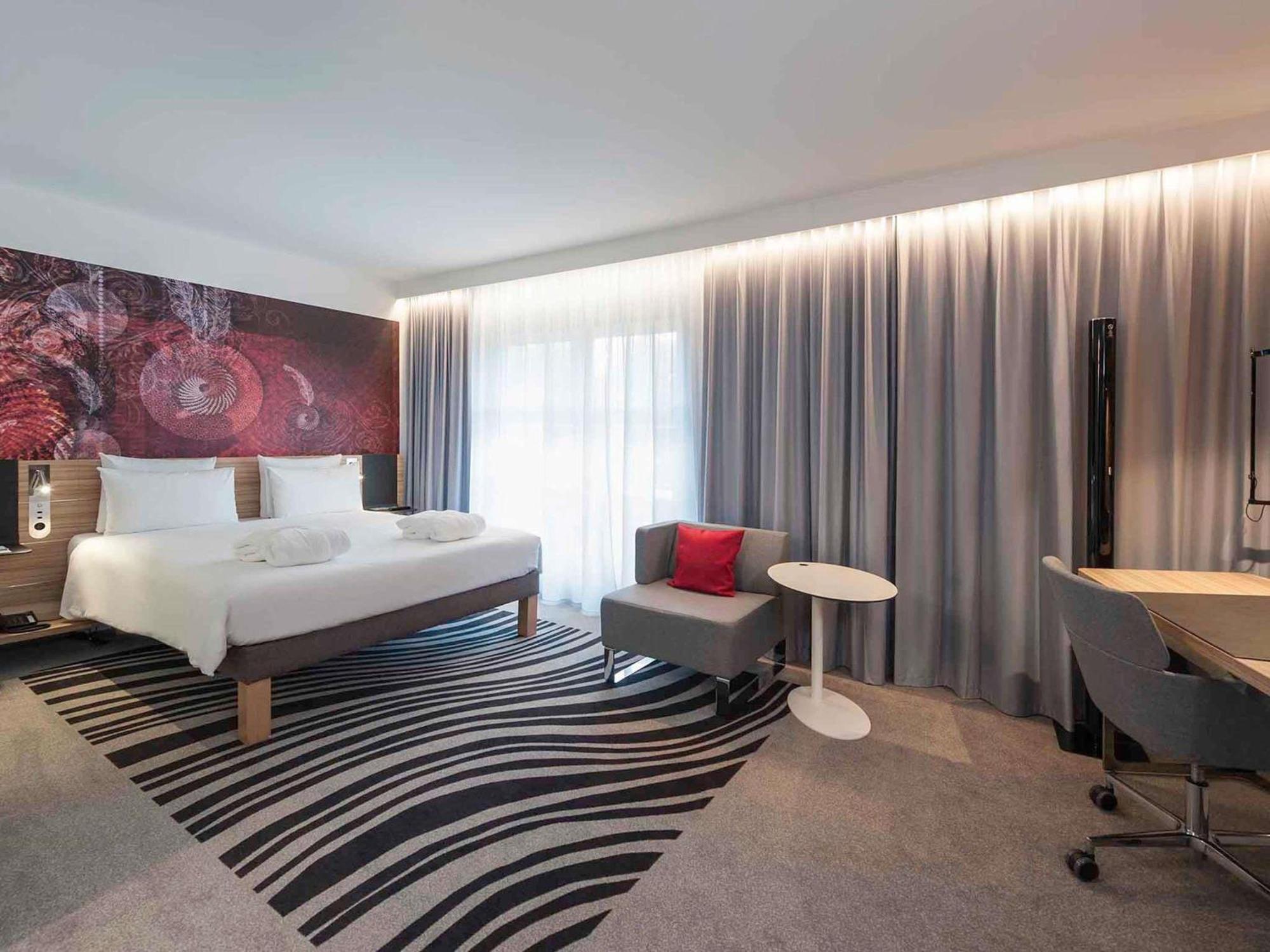 Superior Room,1716980941:JPEG