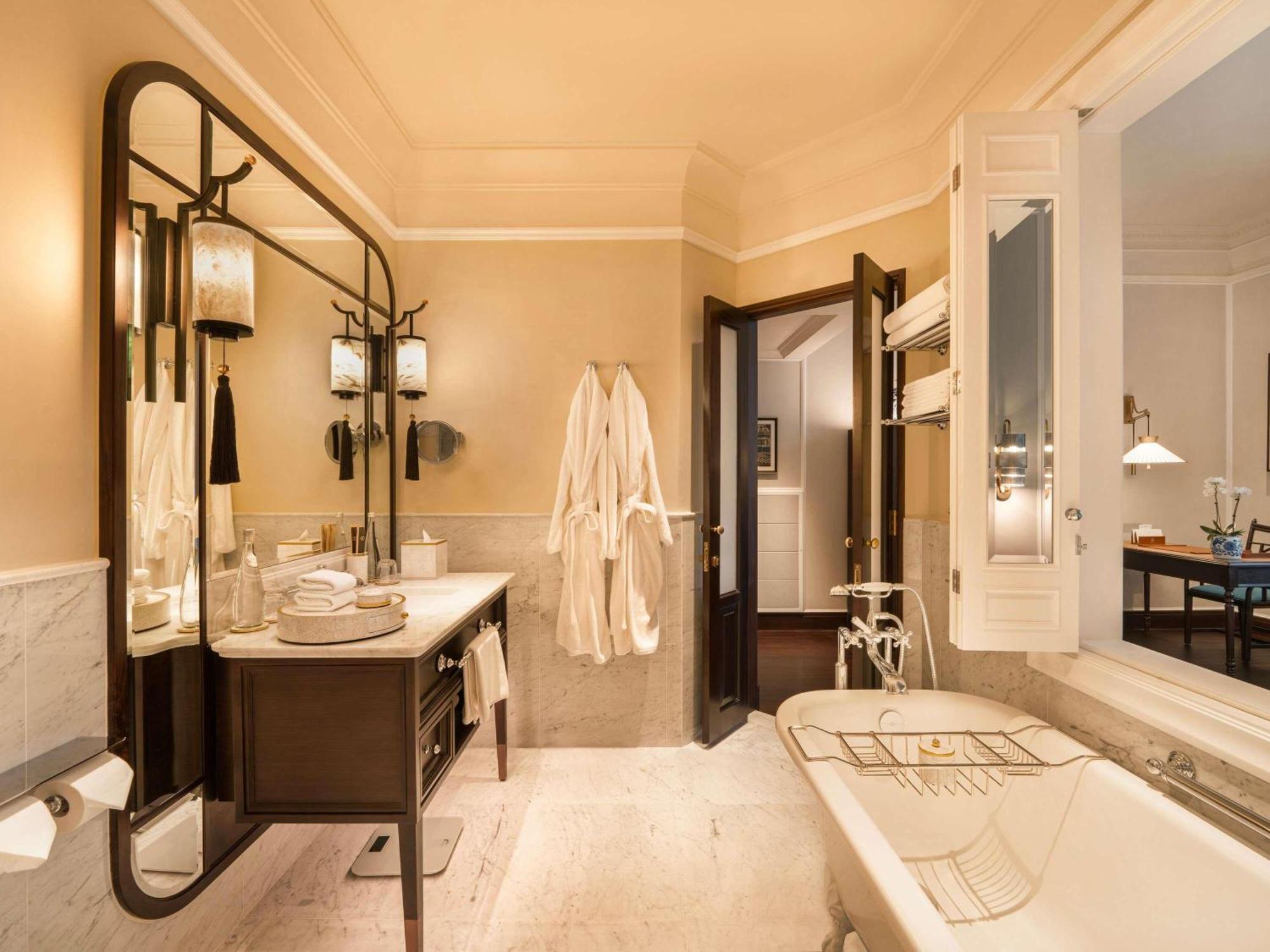 Heritage Wing Grand Luxury Room Twin Beds Metropole Privileges Benefits,1742568830:JPEG