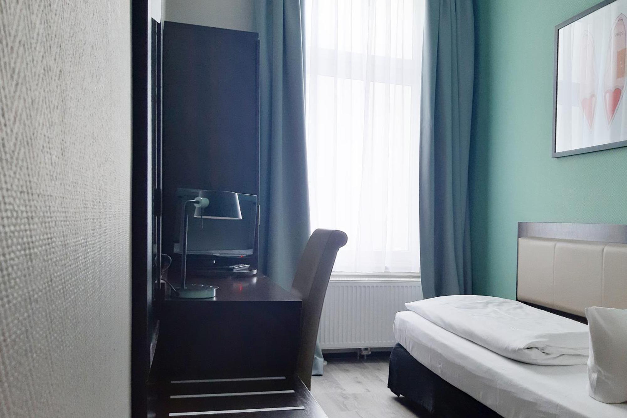 Cosy Single Room